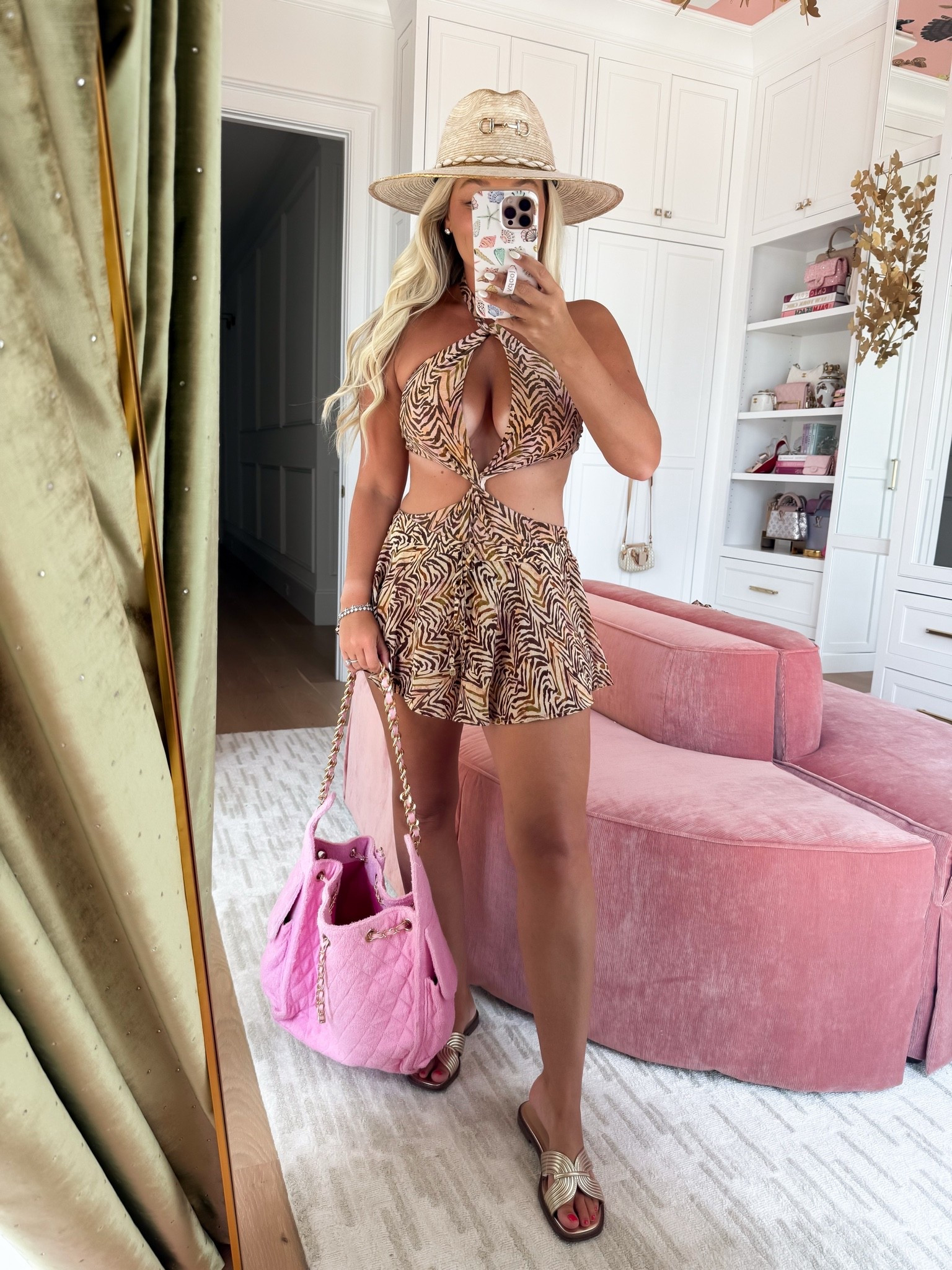 So flattering & pretty! @victoriassecret #VSpartner

#LTKSwim #LTKootd #LTKmomlife
