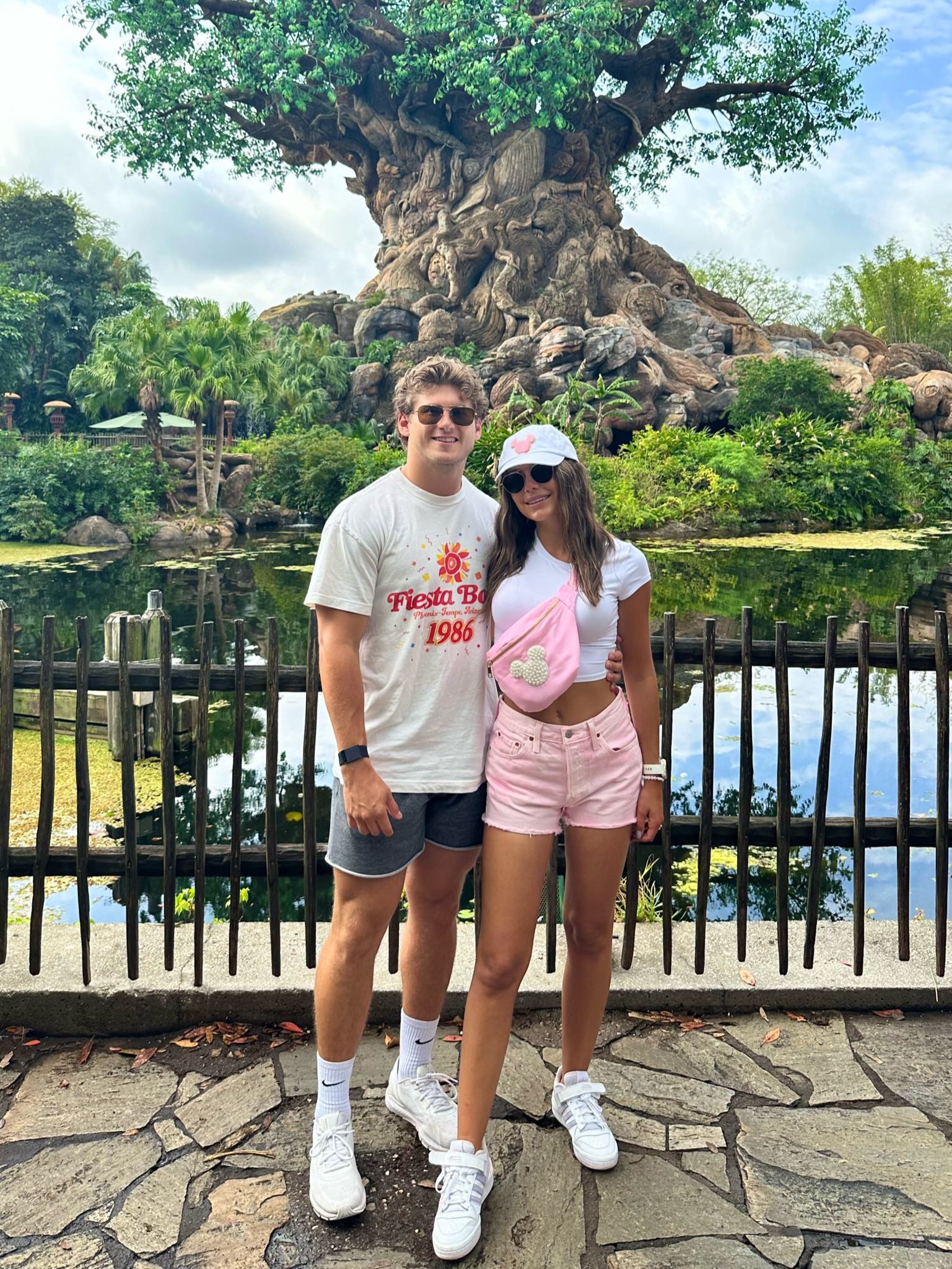 Animal Kingdom park day! 


Disney world / Disney land / Disney outfit / Disney shirts / Etsy finds / adidas sneakers / pink outfit / magic kingdom / spring break / travel outfit / travel dress / spring outfit 

#LTKSeasonal #LTKSale #LTKtravel