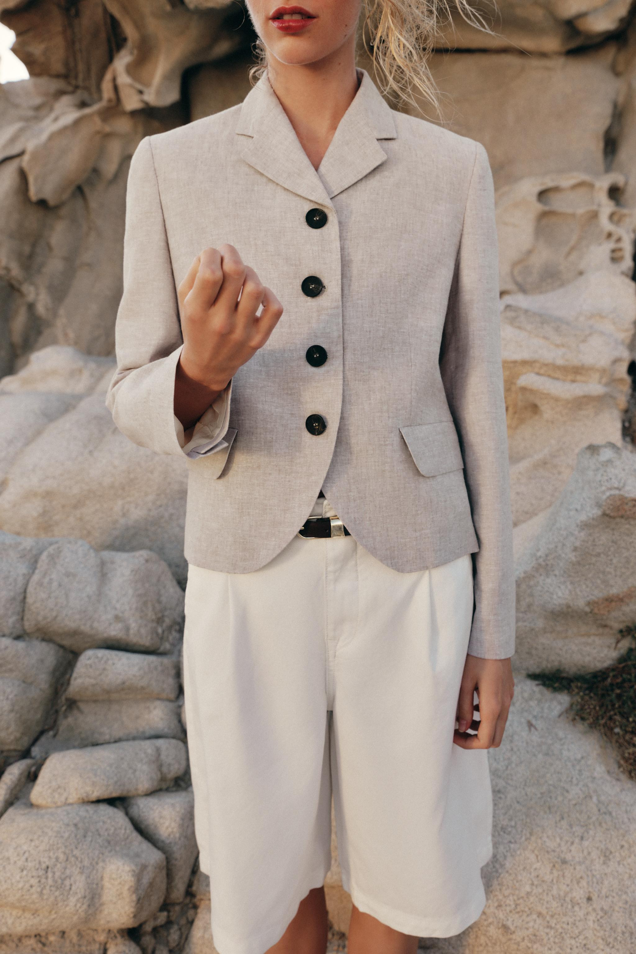 STRAIGHT DARTED LINEN BLEND BLAZER | Zara UK