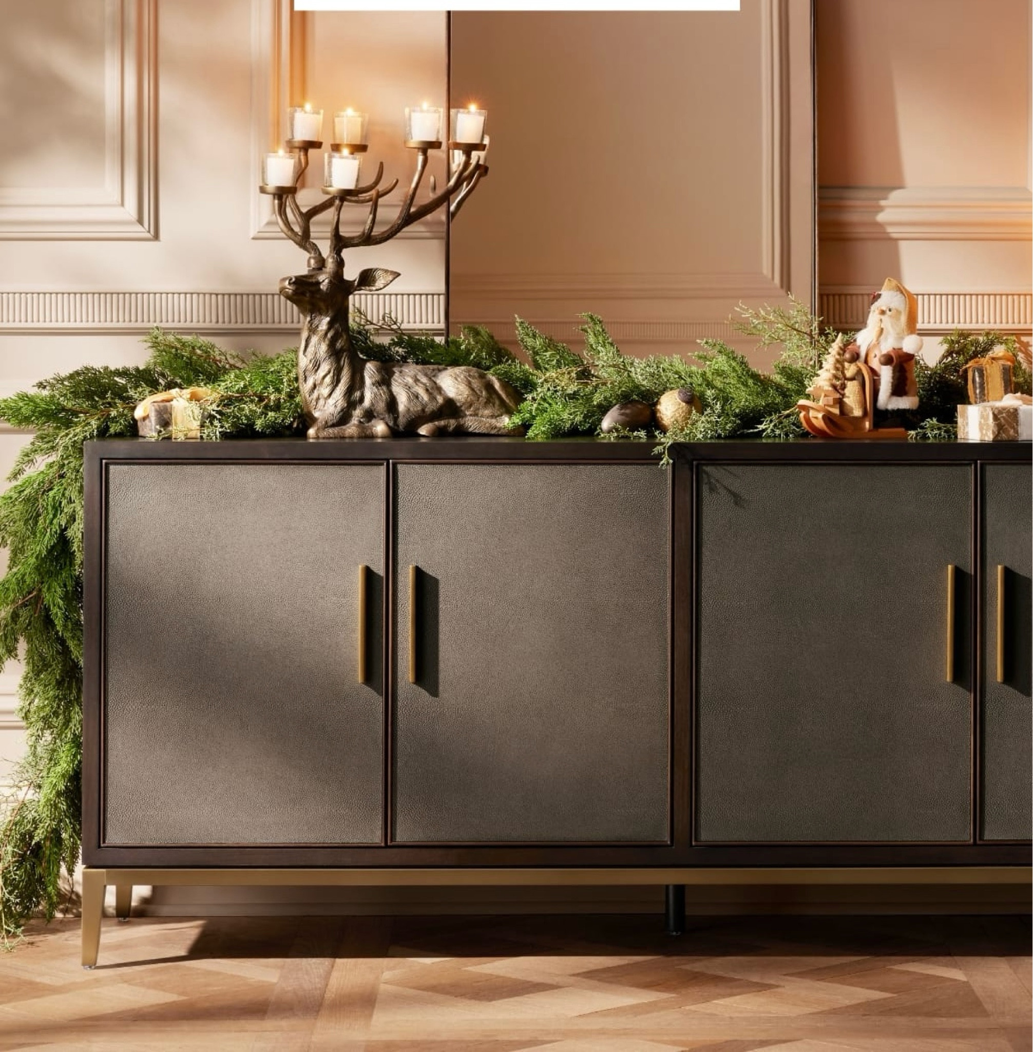 #Christmasdecor

#LTKHome #LTKHoliday #LTKGiftGuide