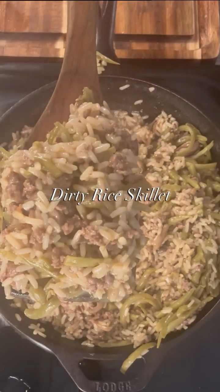 One pan. Big flavor. Zero fuss.

This Dirty Rice Skillet is a weeknight wonder: ground beef, mushrooms, Zatarain’s, and a can of green beans doing the absolute most with the absolute least.

Minimal effort. Maximum comfort.
Scoop it, serve it, and call it a win.

Find the full recipe at on the blog (link in profile @mealandgrace.blog ) or just follow along in the reel this one’s as easy as it looks.

Gracefully yours, 
Jeanie Jo

#MealAndGrace #OnePanDinner #DirtyRiceSkillet #zatarains #lodgecastiron #weeknightdinner  #sincerelyfood #sincerelyrandalls
