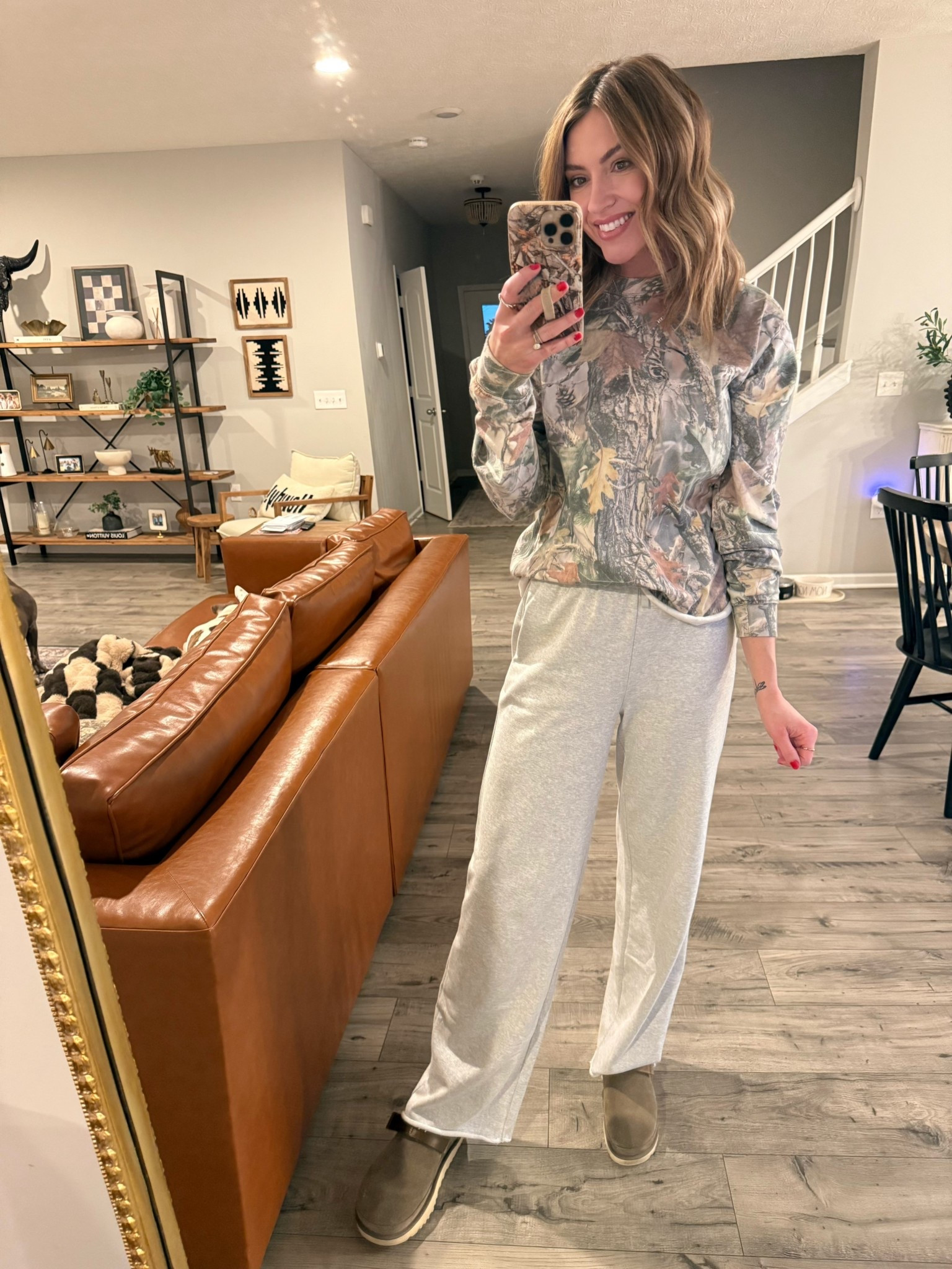 Living in these Gap sweatpants wearing a small long 