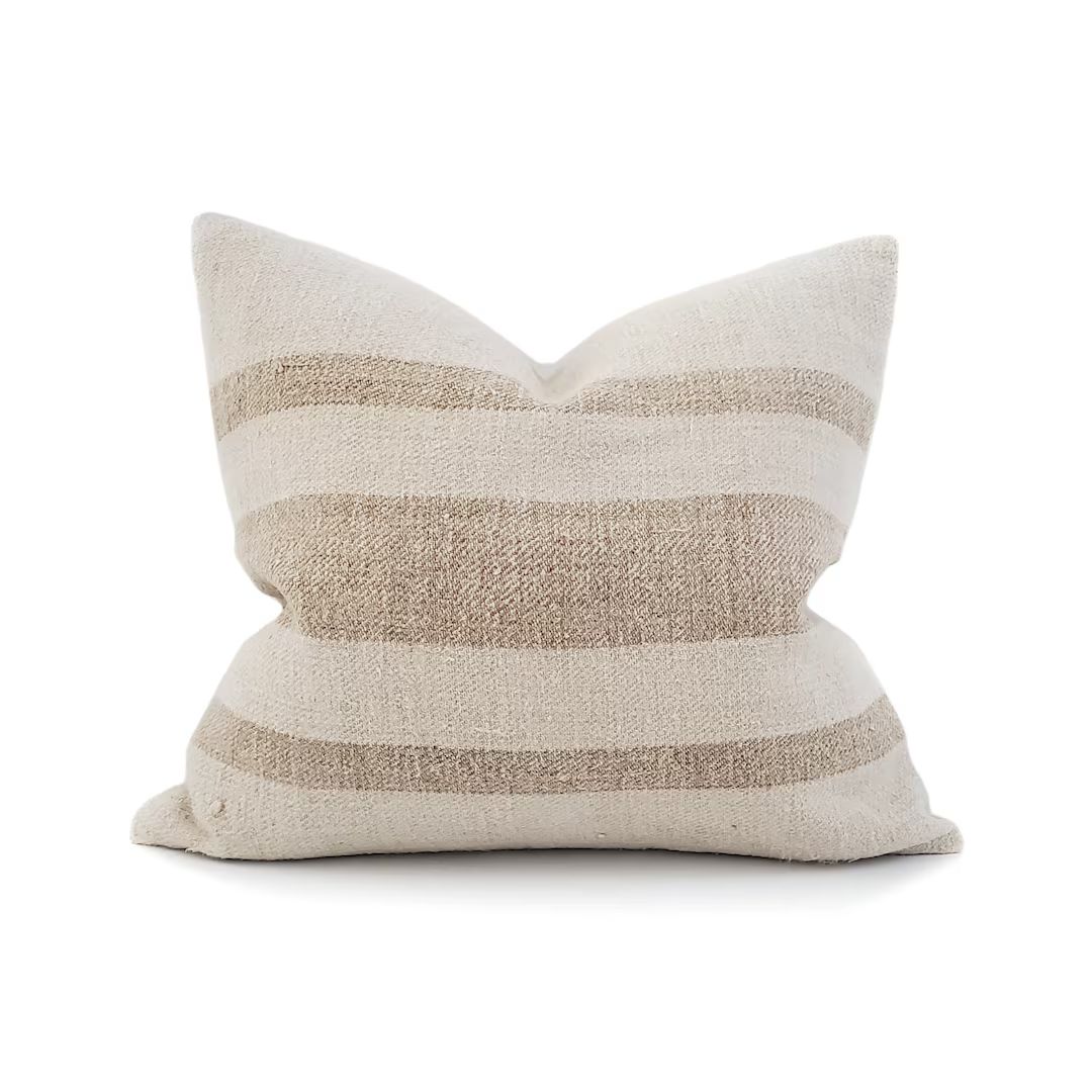 Grainsack Pillow, 1820 Sand Stripe Grainsack Pillow Cover, Farmhouse Pillow - Etsy | Etsy (US)