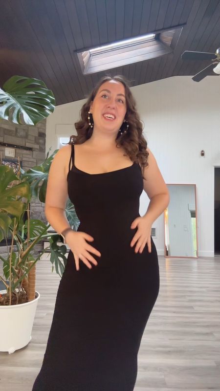 I own both the viral skims shapewear bodysuit and the Amazon dupe, so I decided to finally put them to the test and see which takes more inches off my waist! The fact that SHAPERX is half the price AND snatches my waist more was surprising to me! I always preferred it because I find it way comfier than skims, but now I know it is just better in every way! 

#LTKstyletip #LTKVideo #LTKmidsize