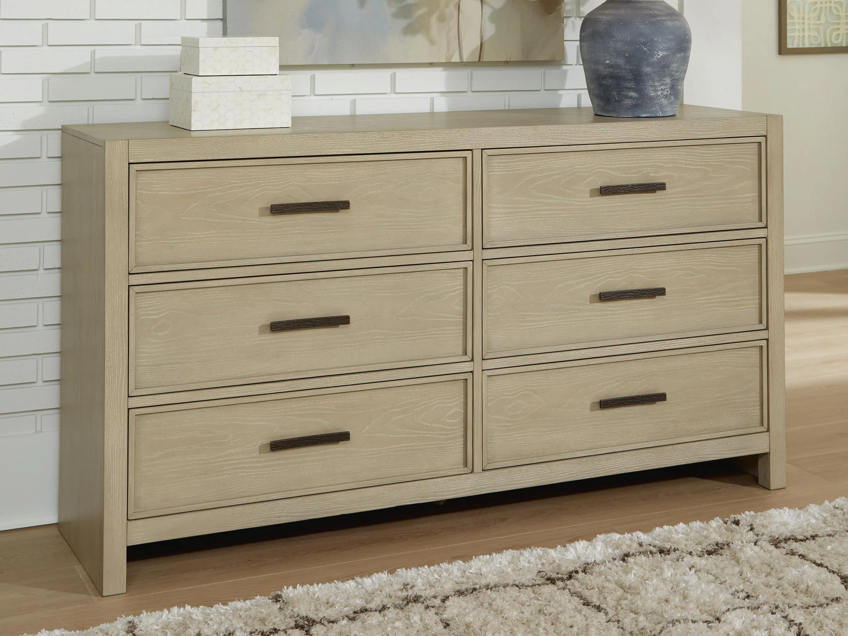 Calmoro 6 Drawer Dresser | Ashley | Ashley