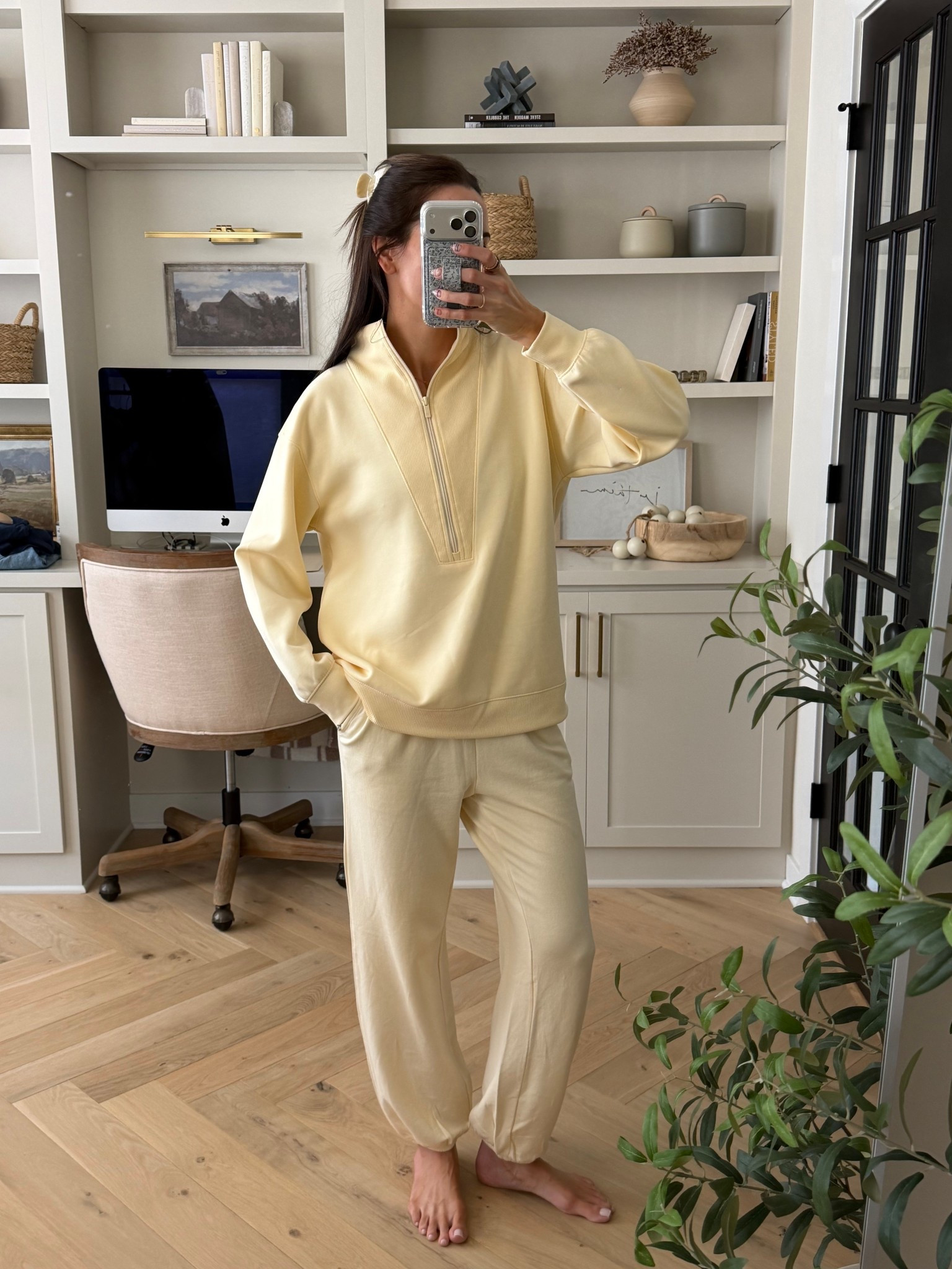 Butter yellow 🧈 
Wearing a M in the pullover (material is like AirEssentials) 
True size S in the sweatpants 

#LTKootd #LTKmomlife #LTKActive
