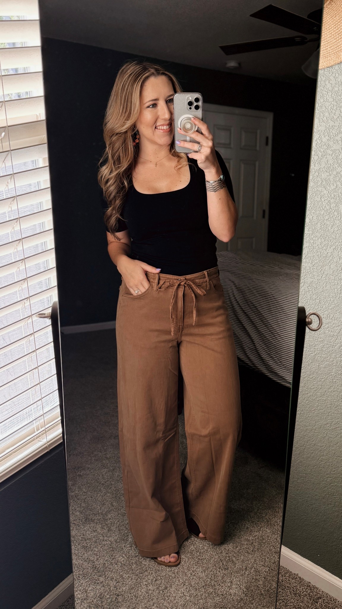 every day outfit formula right here! 
American Eagle Dreamy Drape pants + a scoop neck tee 🙌🏻🖤

These pants are sooo good y’all. I am wearing a size 4reg and have sooo much room. They are not stretchy but the fabric is soft and comfy and perfect for those want to be cute but comfy days. 

Earrings are from buckle but showing out of stock. They are a floral beaded earring I’ve linked similar below  

#americaneagle #realmomstyle #realmomlooks #ootd #oldnavystyle #aestyle #casual #widelegpants


#LTKgrwm #LTKmomlife #LTKootd
