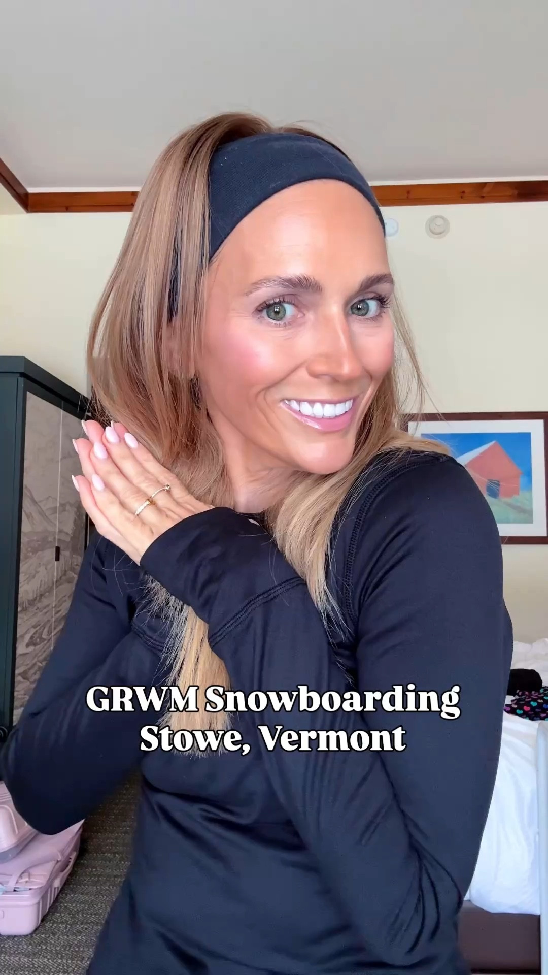 Amazon for the base, splurge for the drama. That’s the formula. ❄️🖤🏂⛷️

Wearing XS in everything. Boots are true to size for the style 36/38 and I wear a US 7

Everything is linked on my LTK with sizing details 🛍️ save this for your next winter trip because staying warm and looking cute on the mountain is the goal.



#LTKgrwm #LTKTravel #LTKPetite