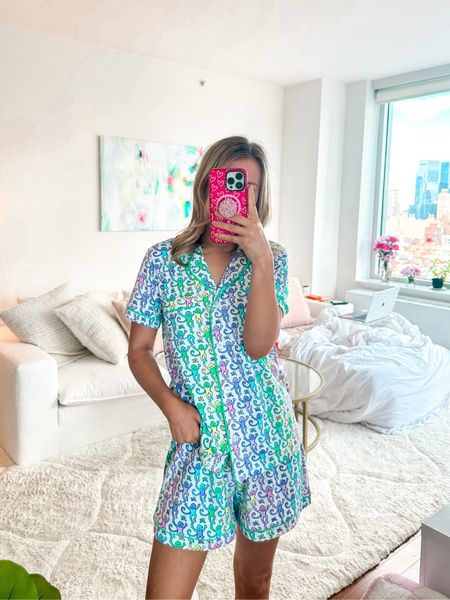 The best pajamas on the market + great colors for spring💖🐒 #rollerrabbit #loungewear #pajamas