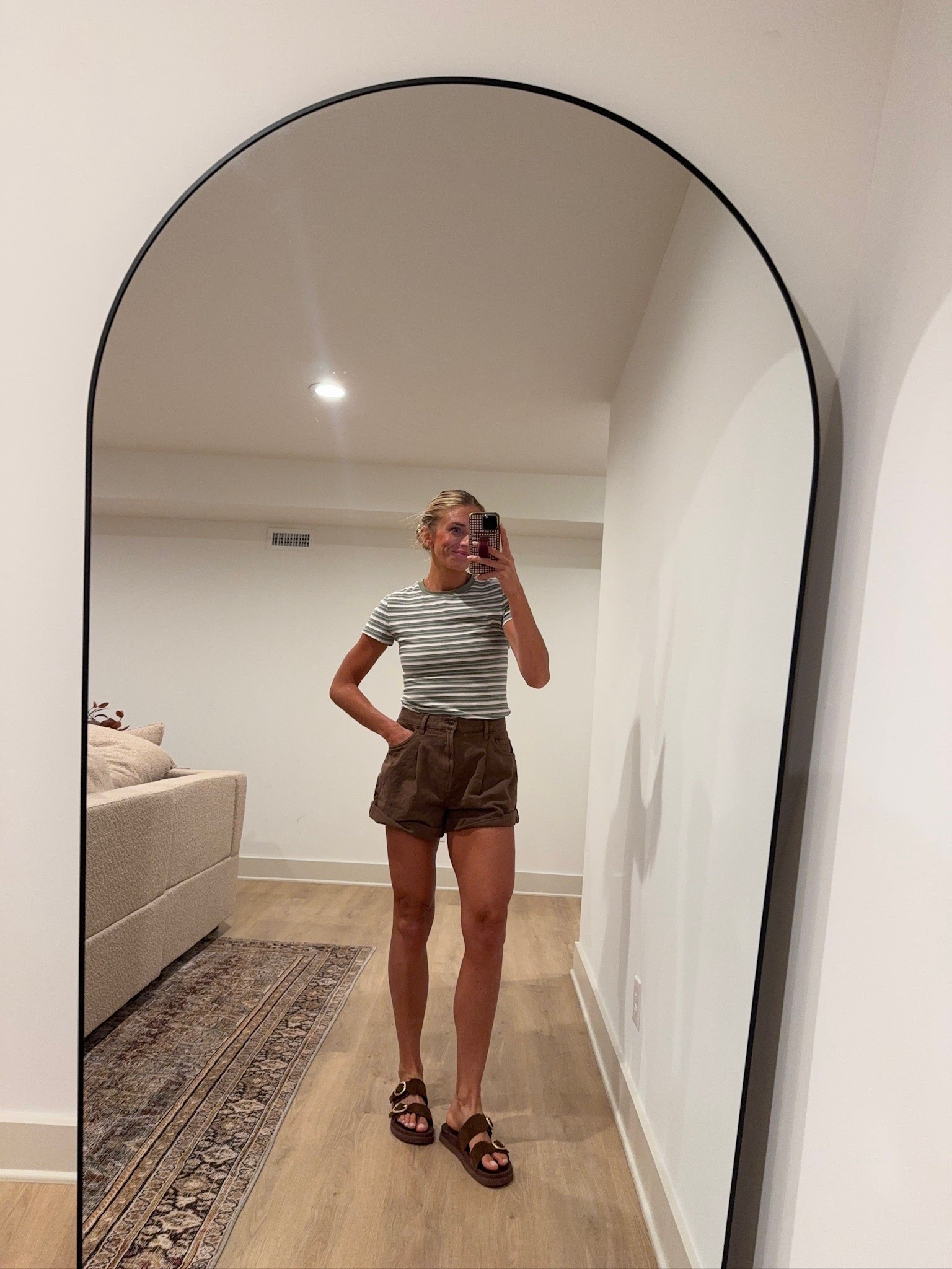 Today’s look ✨ 
My top is sold out @abercrombie, but I linked a few similar options. Use RF-ASHLEYB at Reef for 20% off my shoes!

#LTKootd #LTKTall #LTKSaleAlert