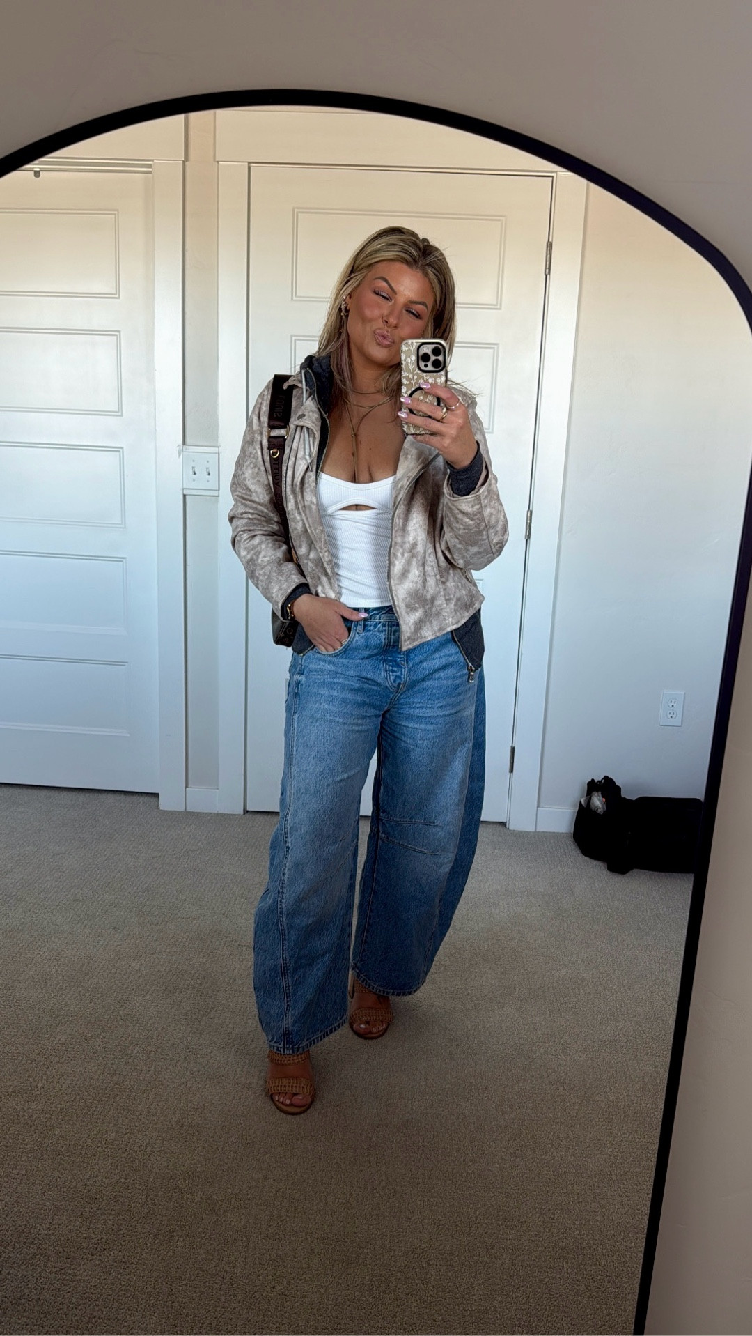 Highly Recommend This For Mature or Dry Skin Babes 🙌🏼👏🏼 @itcosmetics 

#LTKWedding #LTKmomlife #LTKBeauty