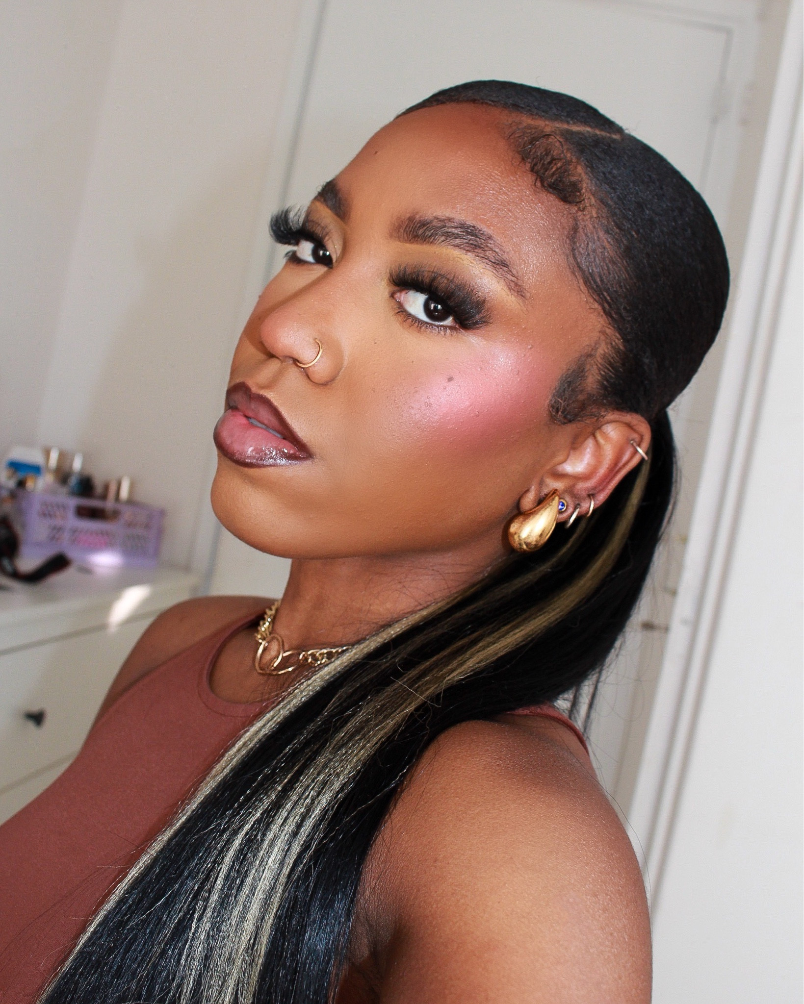 latte makeup / bronzy makeup☕️

bronze makeup. soft glam makeup. full coverage makeup. full coverage foundation. NYX primer. e.l.f. cosmetics concealers. bronze eyeshadow palette. eyeshadow brushes. face brushes. makeup brushes. longwear foundation. longwear primer. creamy concealer. pink blush. pink blusher. too faced foundation. lancome foundation. NYX lip pencil. brown lip pencil. nude lipgloss. nude lip combo. cat eye lashes. fluffy lashes. eyelashes. 

#LTKfindsunder100 #LTKbeauty #LTKeurope