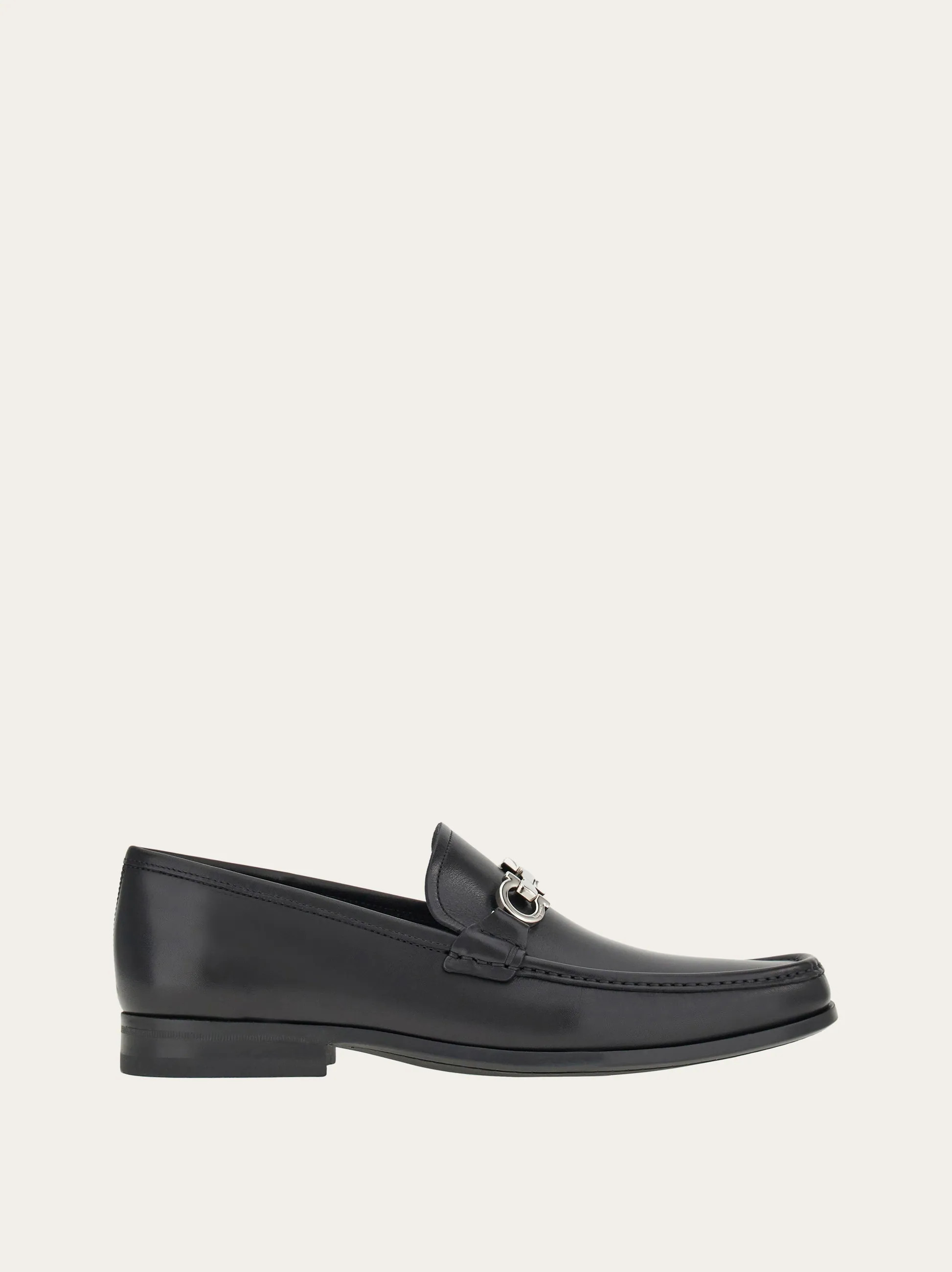 Ferragamo Men Moccasin with Gancini reversible ornament Black Size 12 | Ferragamo