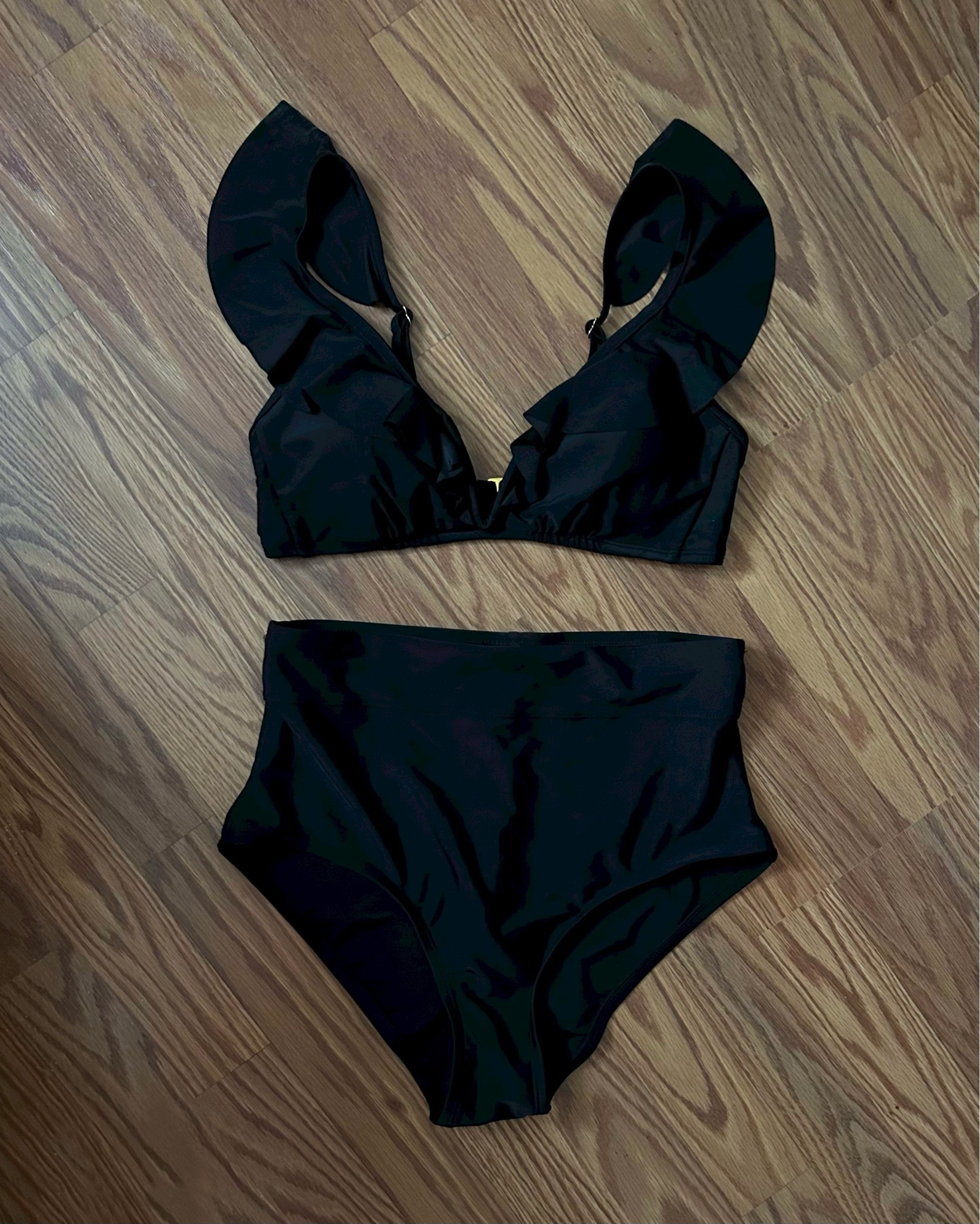 love this bikini from @target 🖤 top is a size small and bottoms are medium!

swimwear, swimsuit, bathing suit, black bikini, black swimsuit, target swim, target style, target finds, shade & shore, ruffle bralette bikini top, full coverage tummy control high waist bikini bottom, kona sol, hollyfrocks

#LTKTravel #LTKFindsUnder50 #LTKSwim