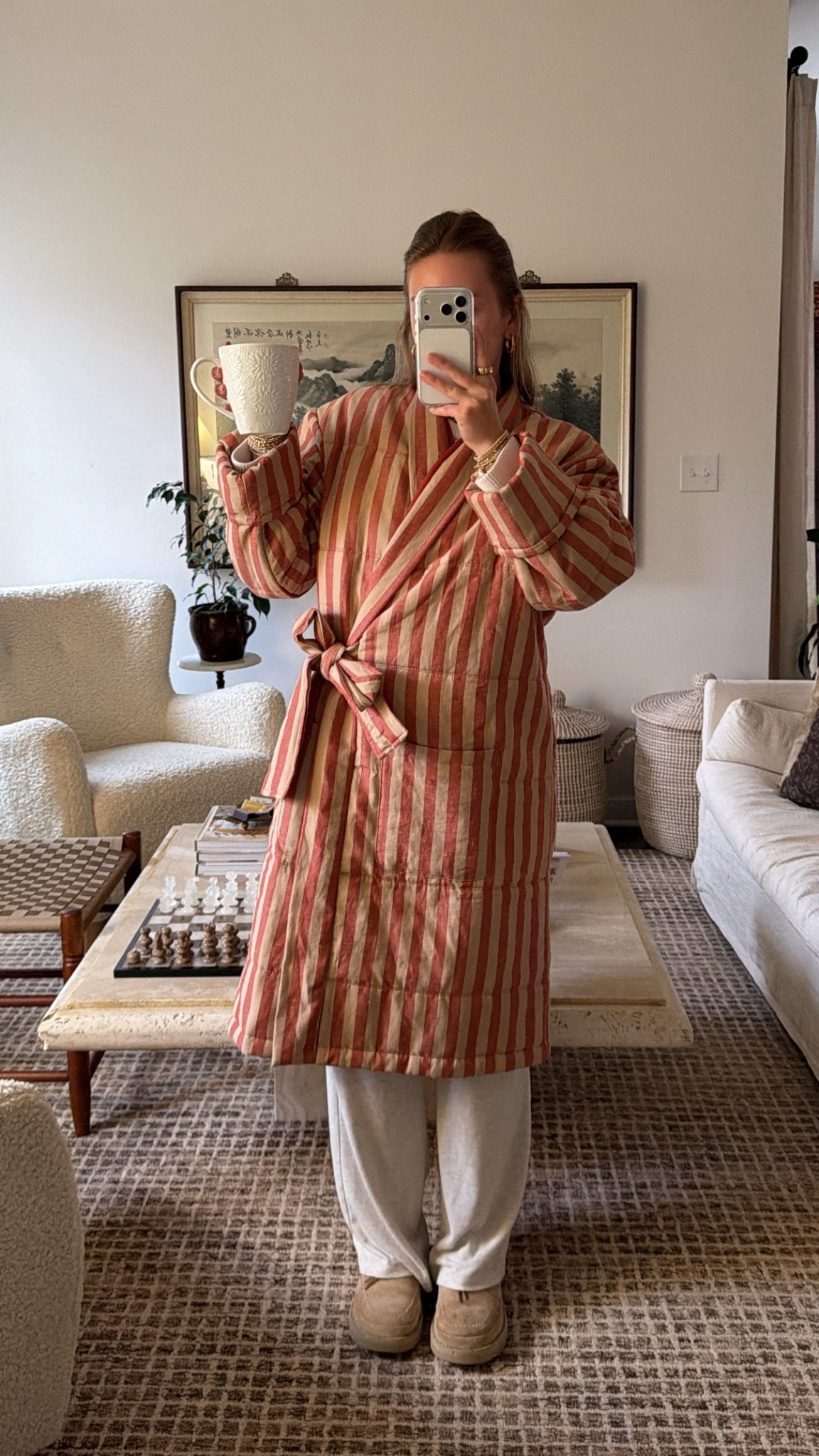 11/12/25 The coziest morning setup 🕯️ Wearing my favorite Aritzia loungewear pants paired with this striped linen-blend house coat from Piglet in Bed — it literally feels like you’re wrapped in a comforter. Perfect for slow mornings at home and would make such a dreamy holiday gift 🎁 use code “VANESSAF15” for 15% off Piglet in Bed 🥰

#LTKHoliday #LTKGiftGuide #LTKmorningroutine