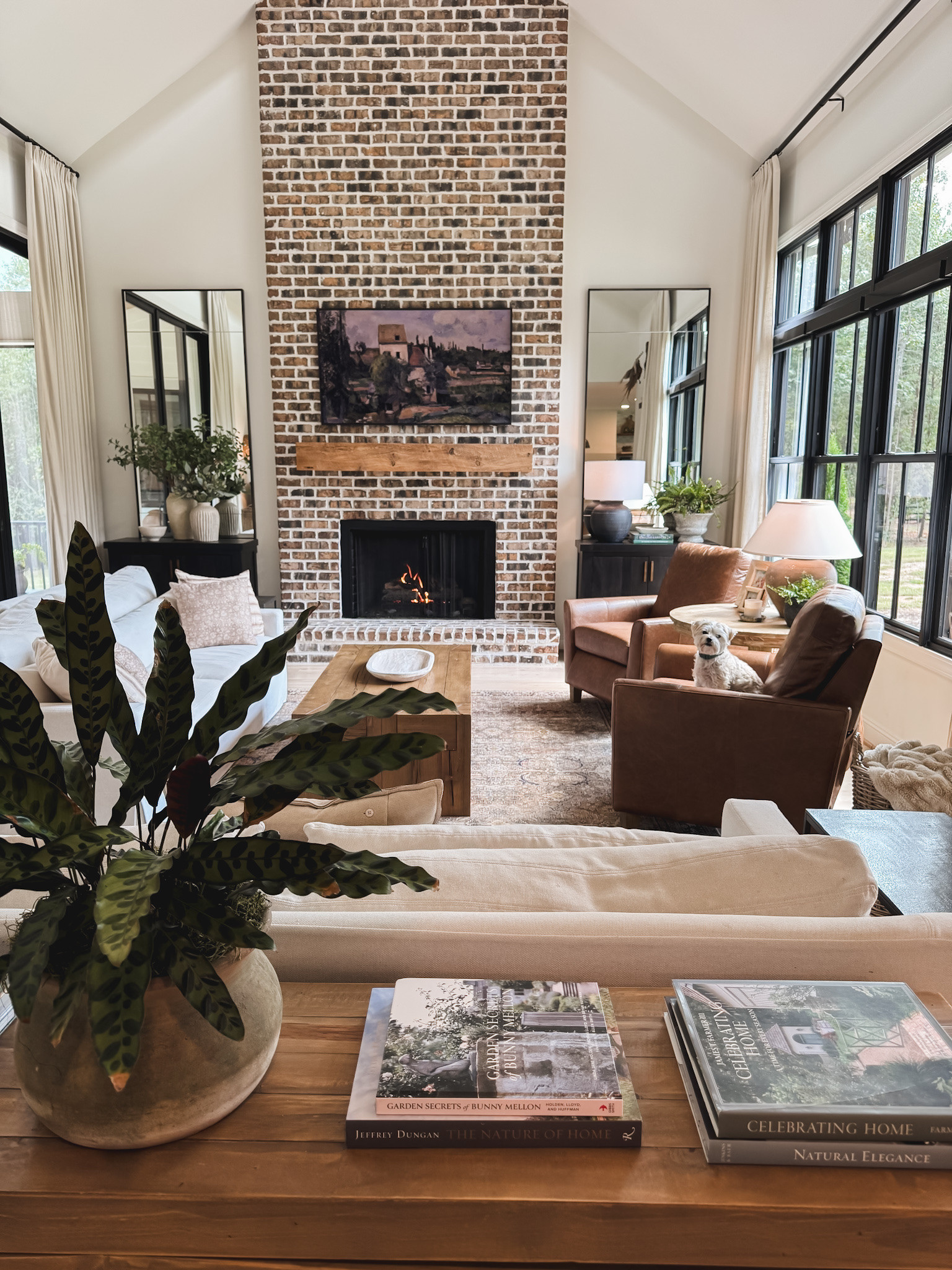 
 Living room decor finds.

#LTKHome