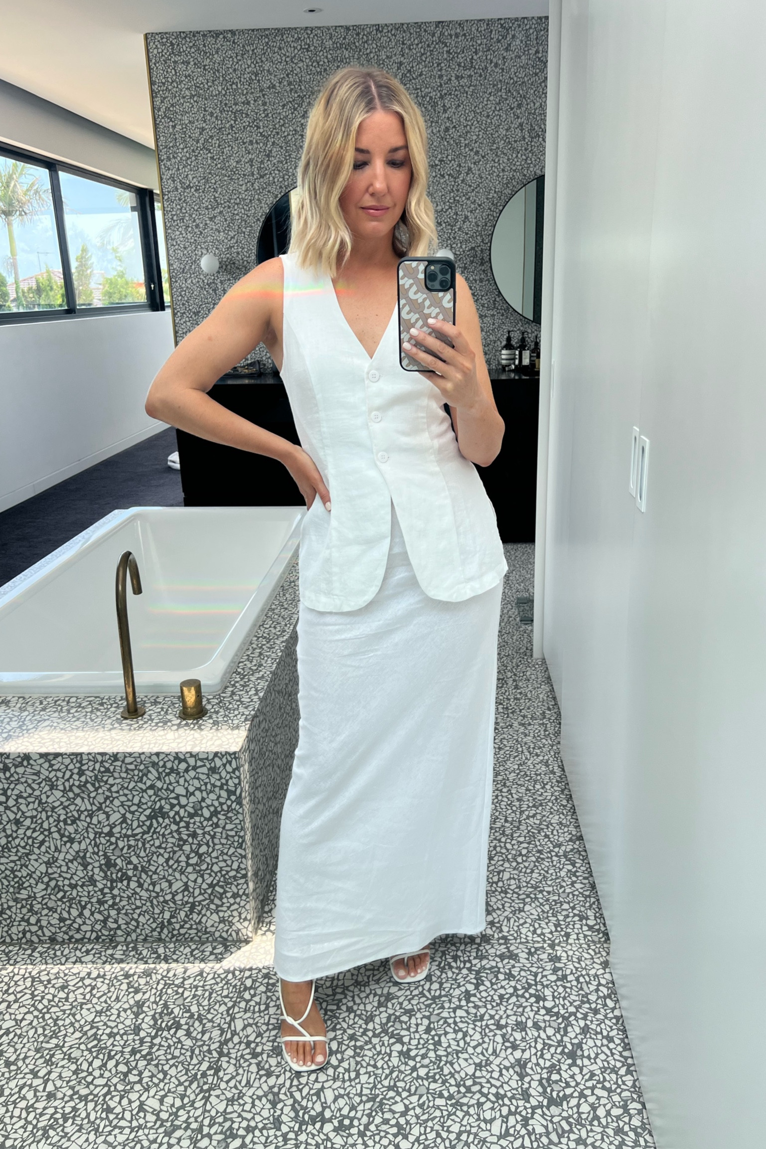 White era 🤍

Top Size 8
Skirt size 8

#LTKover40 #LTKstyletip #LTKaustralia