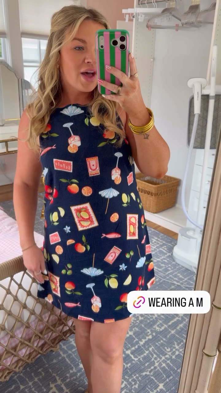Linen shift dress!!

#LTKSeasonal #LTKMidsize