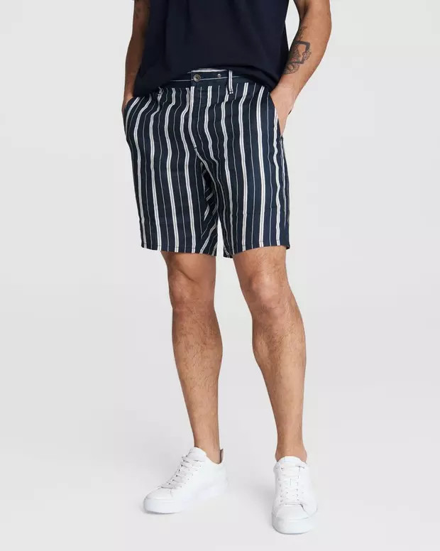 Buy Perry Linen Printed Short for USD 195.00 | rag & bone | rag + bone