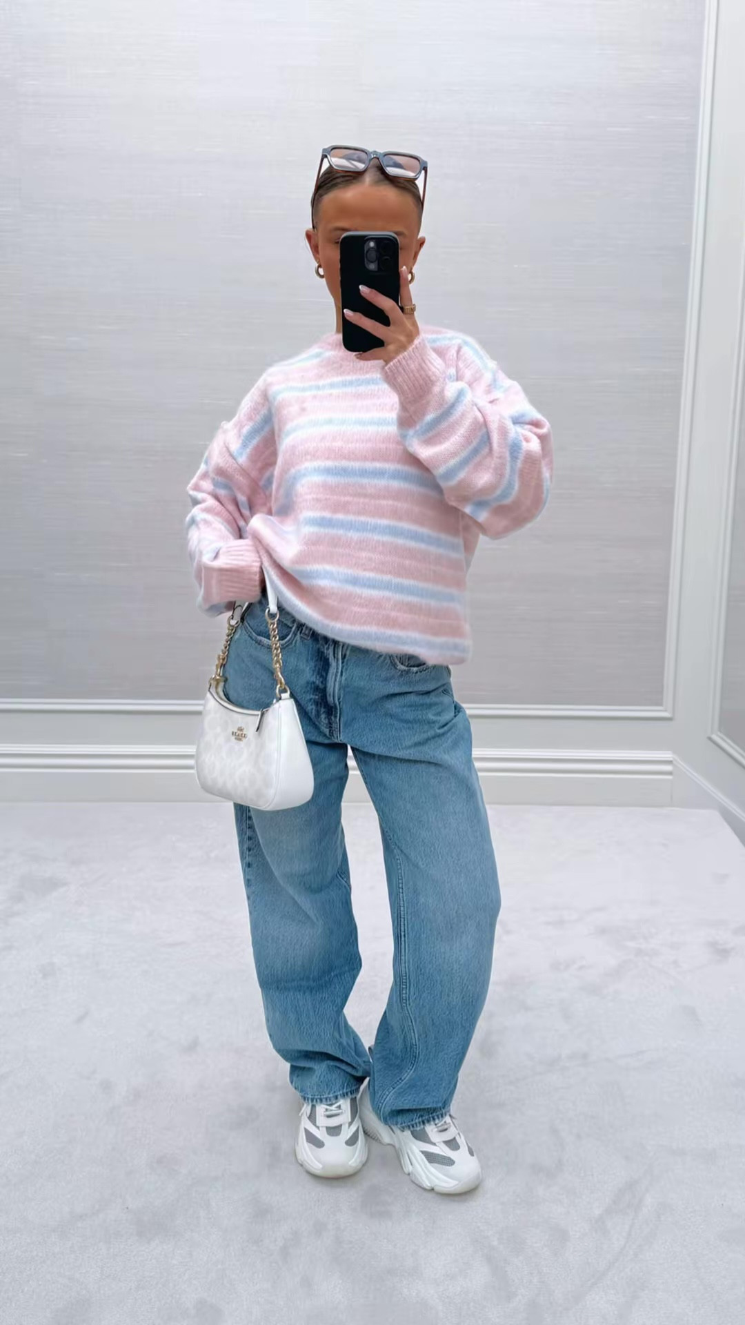 spring outfit inspo🦋✨

Pinterest style outfit inspo ideas spring summer TikTok casual easy basic neutral ootd wishlist faves casual petite oversized viral wide leg loose baggy jeans Abercrombie curve love fashion blue pink stripe knit jumper 

#LTKpetite #LTKuk #LTKspring
