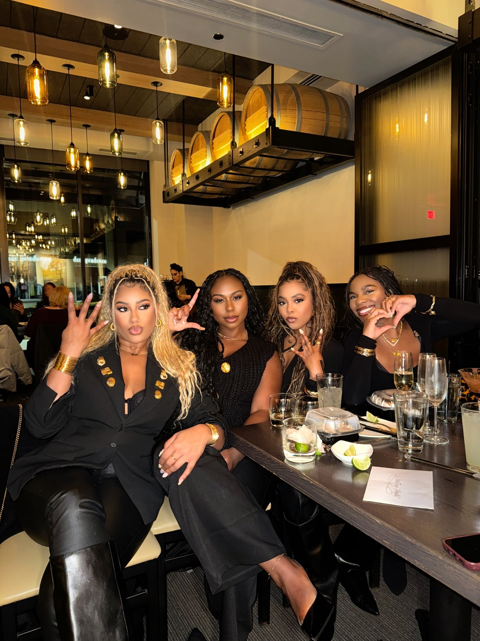Winery dinner with my girls in all-black everything! ✨

All Black Ensemble, Seasonal Transition, Knit Top, Wide Leg Pants, Monochrome Look, Minimalist Fashion, Chic Outfit, Effortless Style, OOTN, Dinner Look, Winery Outfit, Wardrobe Staple, Elevated Basics, Classy Vibes, Mirror Selfie

#LTKWorkwear #LTKBeauty #LTKStyleTip