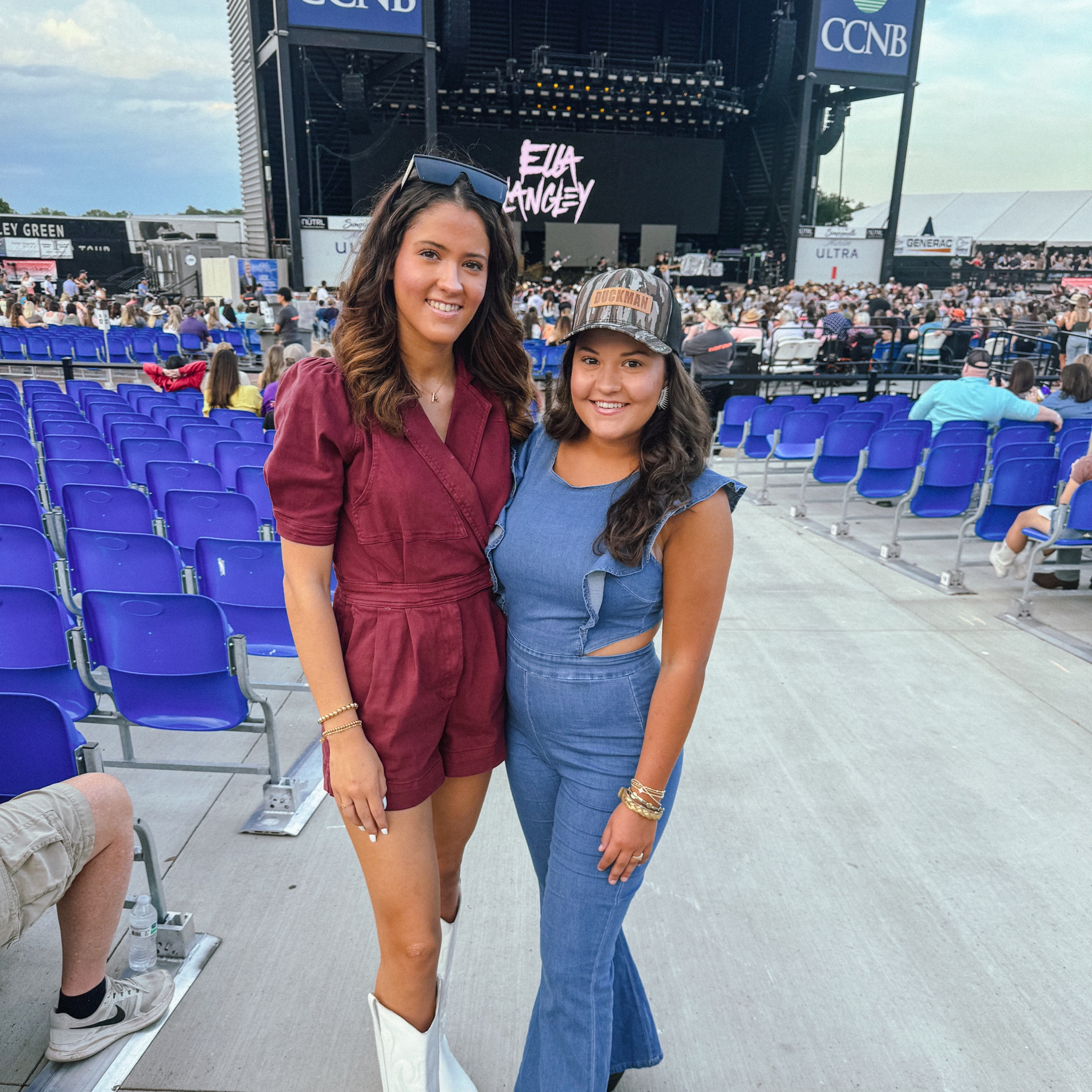 Concert fits🤠

#LTKStyleTip #LTKFindsUnder50 #LTKFindsUnder100