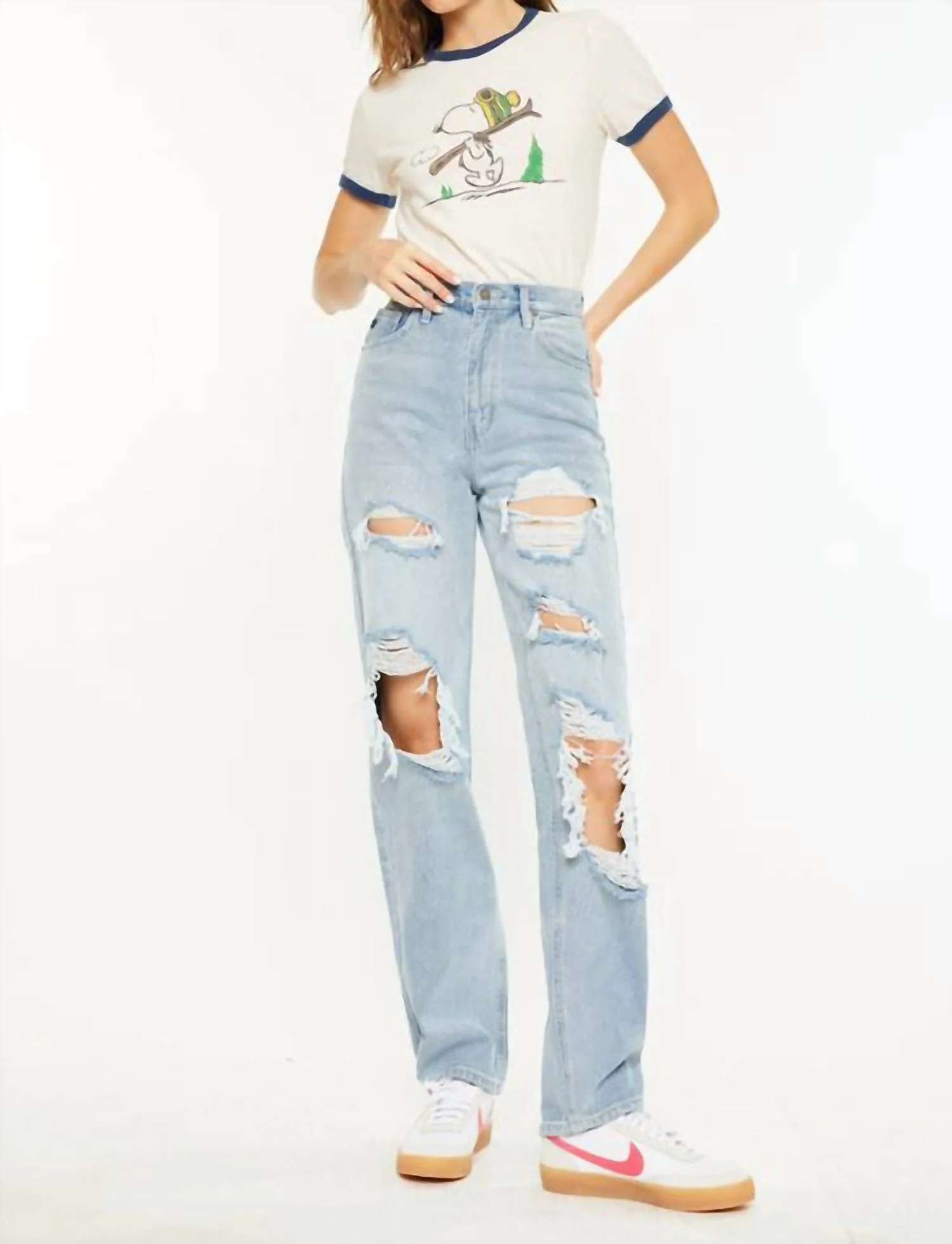 Kyla Ultra High Rise 90's Baggy Jeans In Light Wash | Shop Simon