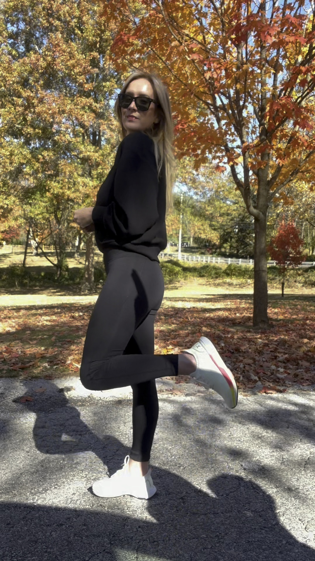 Athletic wear
Flux footwear
Walking sneakers
All day outfit 
Mom style 

#LTKCyberWeek #LTKFitness #LTKActive