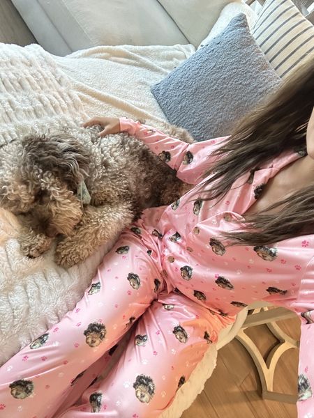 Dash pj’s! 🩷🐶 got mine from cuddleclones, they are not linked on ltk, so found some similar on etsy 🫶🏼



Gift idea 
Pet 
Family 
Matching pjs 
Etsy find 
Pink pajamas 

#LTKfamily #LTKSeasonal #LTKstyletip