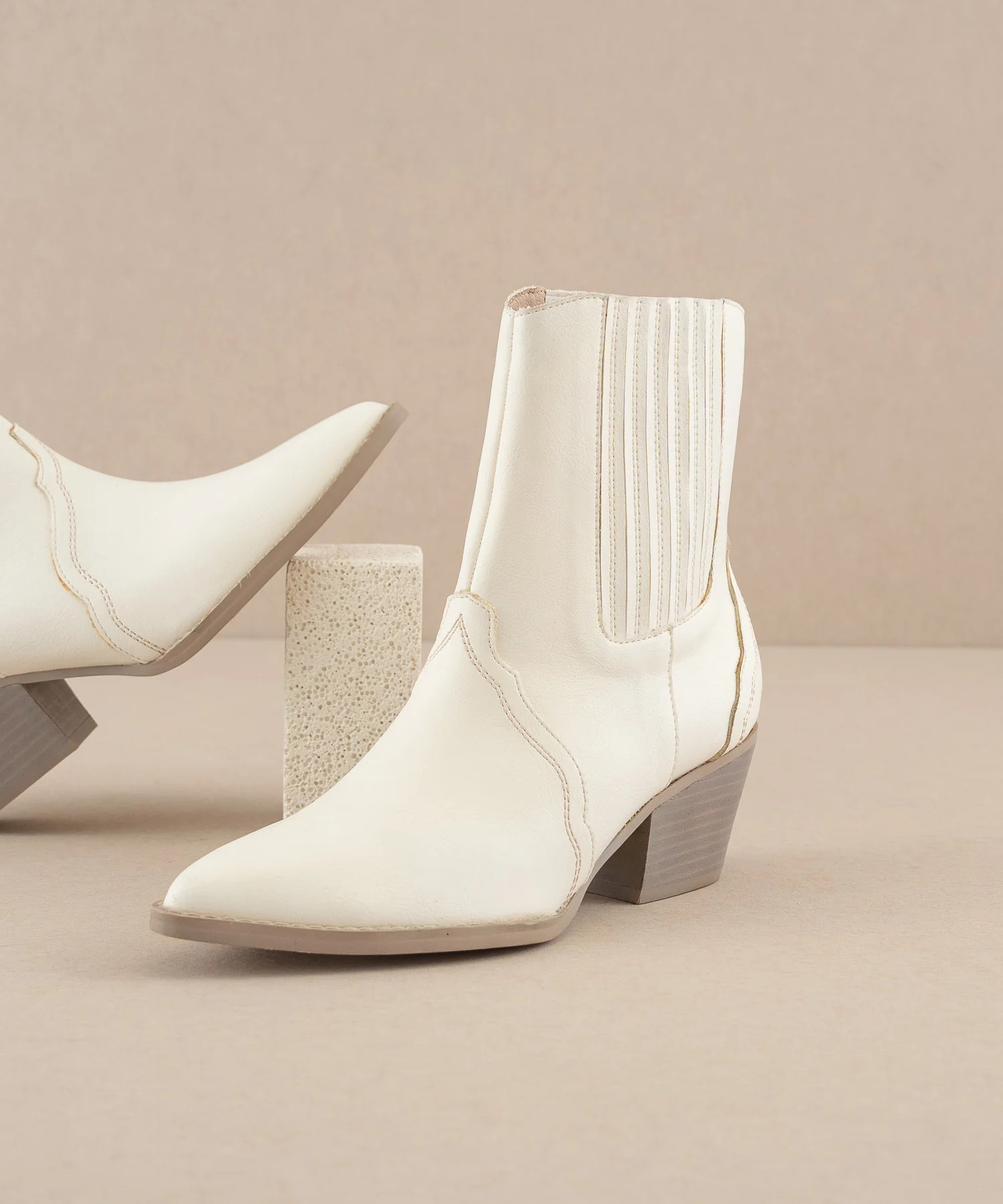 The Dawn - White Paneled Western Bootie | Oasis Society