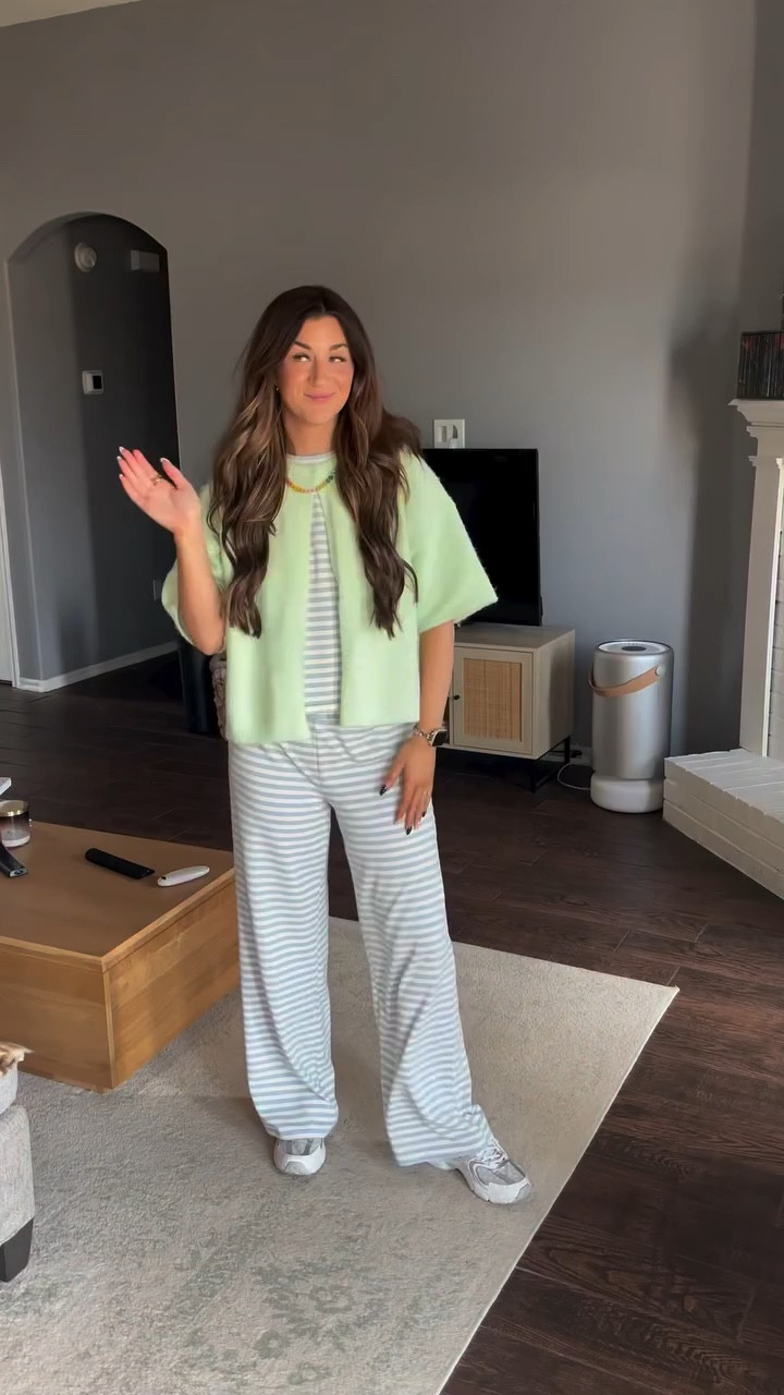 POV: you finally found a workout that actually fits your life 🤍🏃‍♀️
Between early mornings, long school days, and everything in between… getting to a gym just isn’t realistic for me. But this?? This I can do.

I’ve been using the Wellfit Folding Treadmill With Incline and I’m obsessed 🫶🏼 it’s compact, quiet (like actually quiet), and fits perfectly in my home + even small spaces!!

Walking while I lesson plan, getting steps in before school, or a quick after-school reset… it just works for my routine 🤍

If you’ve been wanting to move your body more without overcomplicating it… this is your sign ✨

Use my code HANNABETH to save 💸
🔗 https://wellfittreadmill.com/hannabethh__

#wellfit #wellfitfitness #wellfittreadmill #wellfitwalkingpad #wellfitTM034

@wellfit_fitness