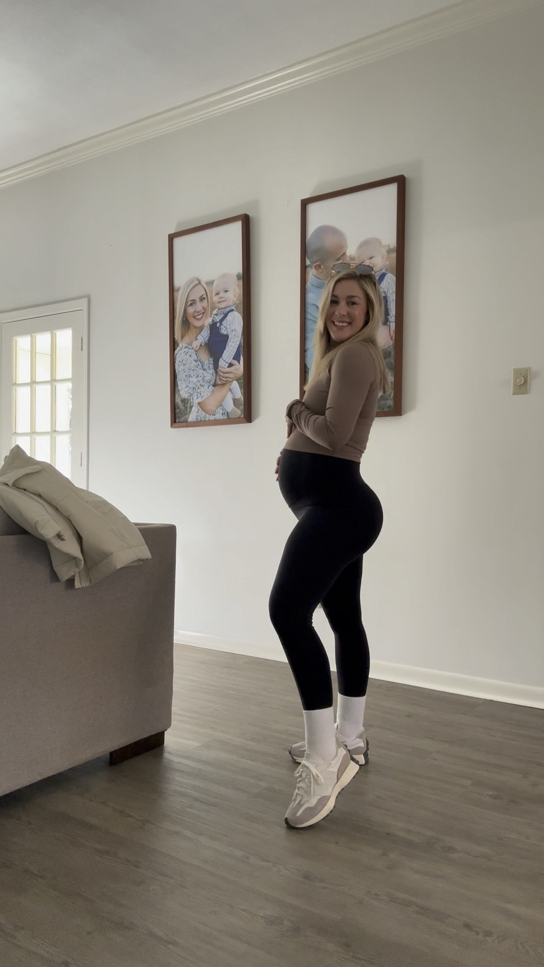 BUMP FRIENDLY OUTFIT! 



#LTKFitness #LTKBump #LTKBaby