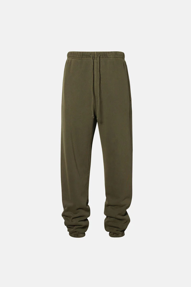 CORE SWEATPANT | Elwood Clothing