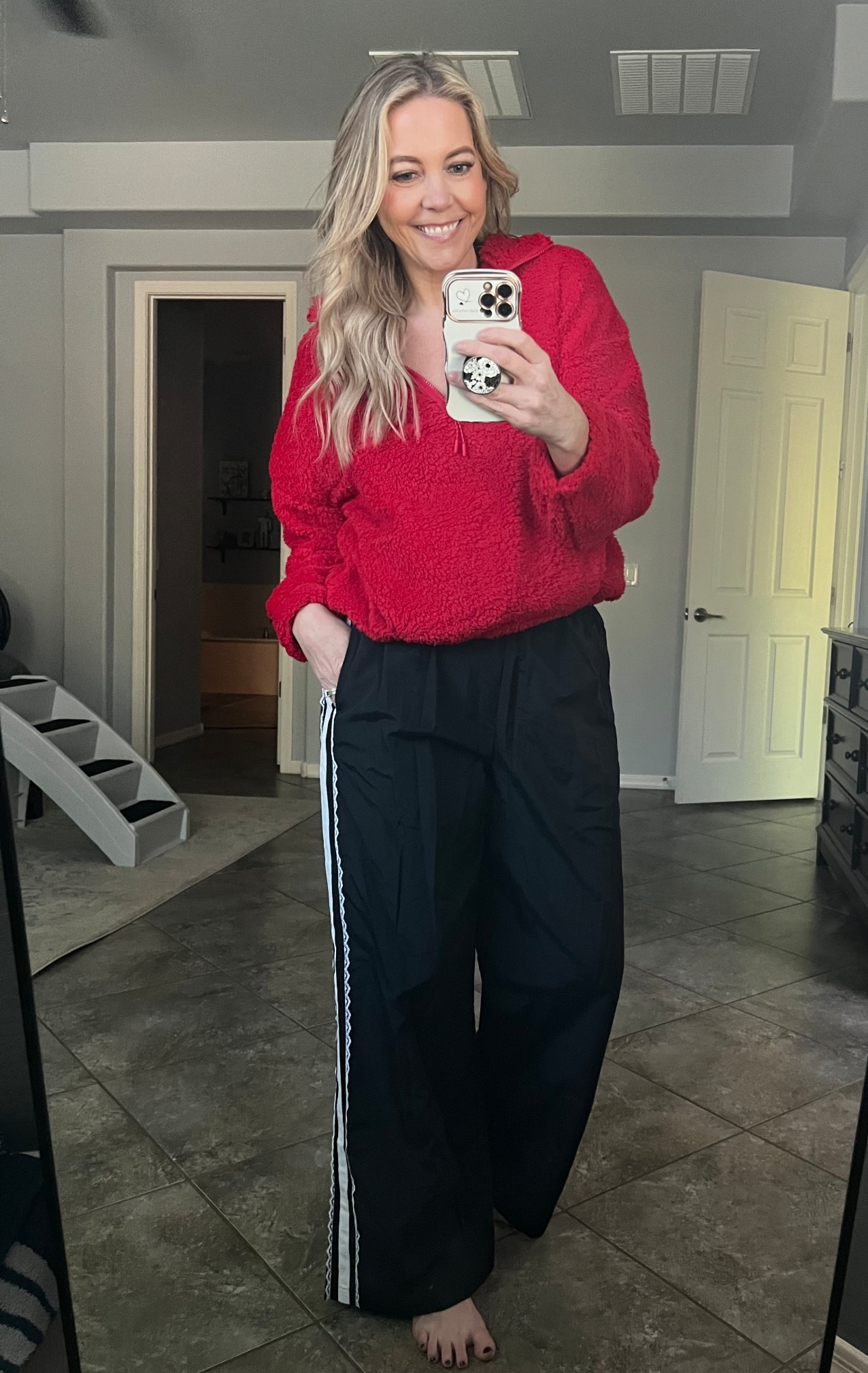 Wearing a size medium in both. 

#LTKMidsize #LTKFindsUnder50 #LTKOver40