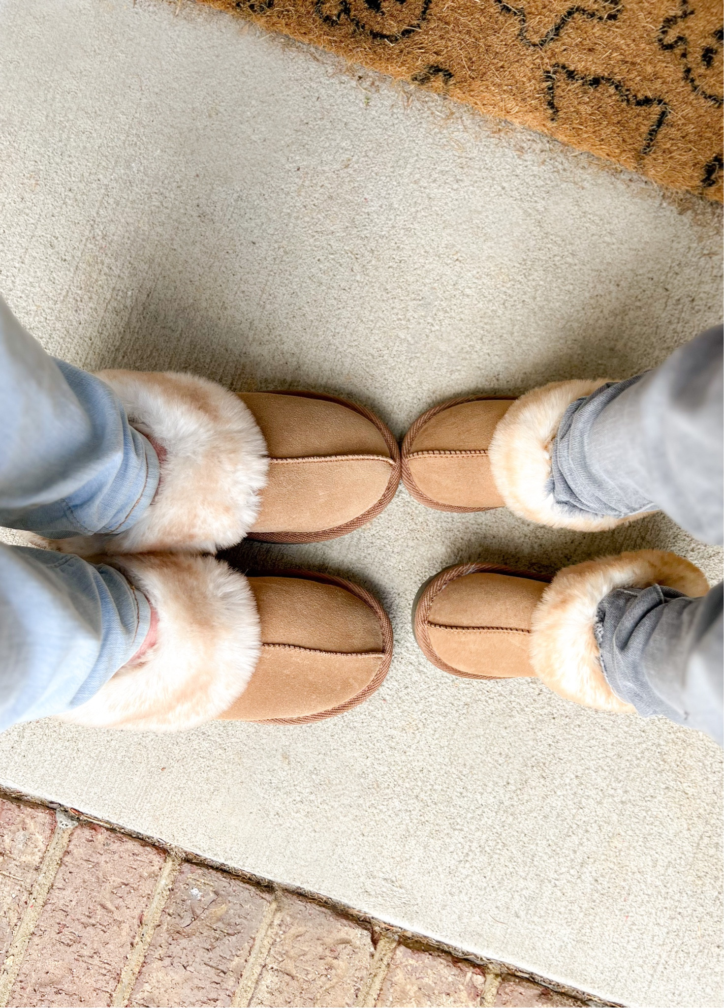 Ok, dying over these mommy & me matching slippers from Target!! They are sooo cozy. Also available in pink for kids, and black, gray, and leopard for women Available in toddler, girls, and women’s sizes! 

#LTKfamily #LTKHoliday #LTKkids