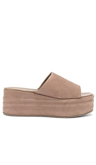Free People Harbor Flatform Sandal in Grey. - size 38.5 | Revolve Clothing (Global)