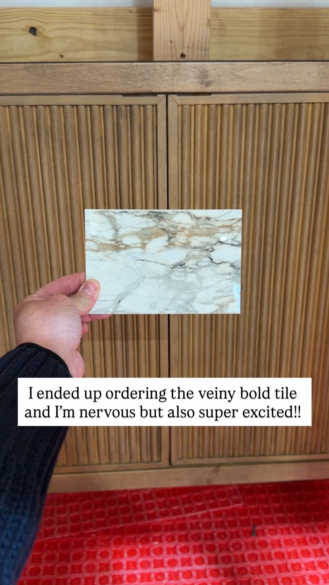 Comes in both matte and polished and a few different size options! I got 24” polished!