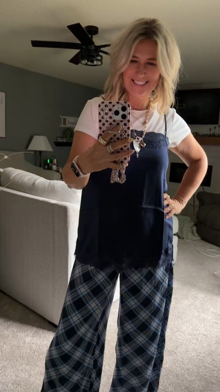 Perfect fall look from Aerie! The pants are soo comfy and silky #plaid #lace #cami #fall fits #ootd #trending

#LTKootd #LTKOver40 #LTKSaleAlert