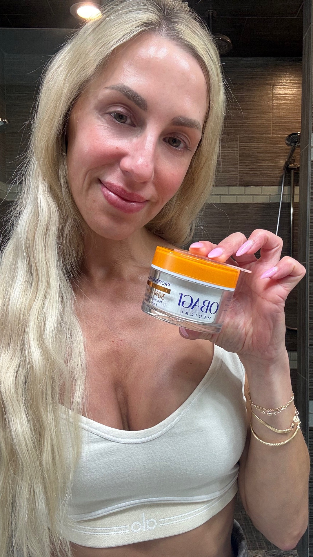 My go-to Vitamin C microdermabrasion mask. A favorite for smoother, brighter-looking skin. 🧡