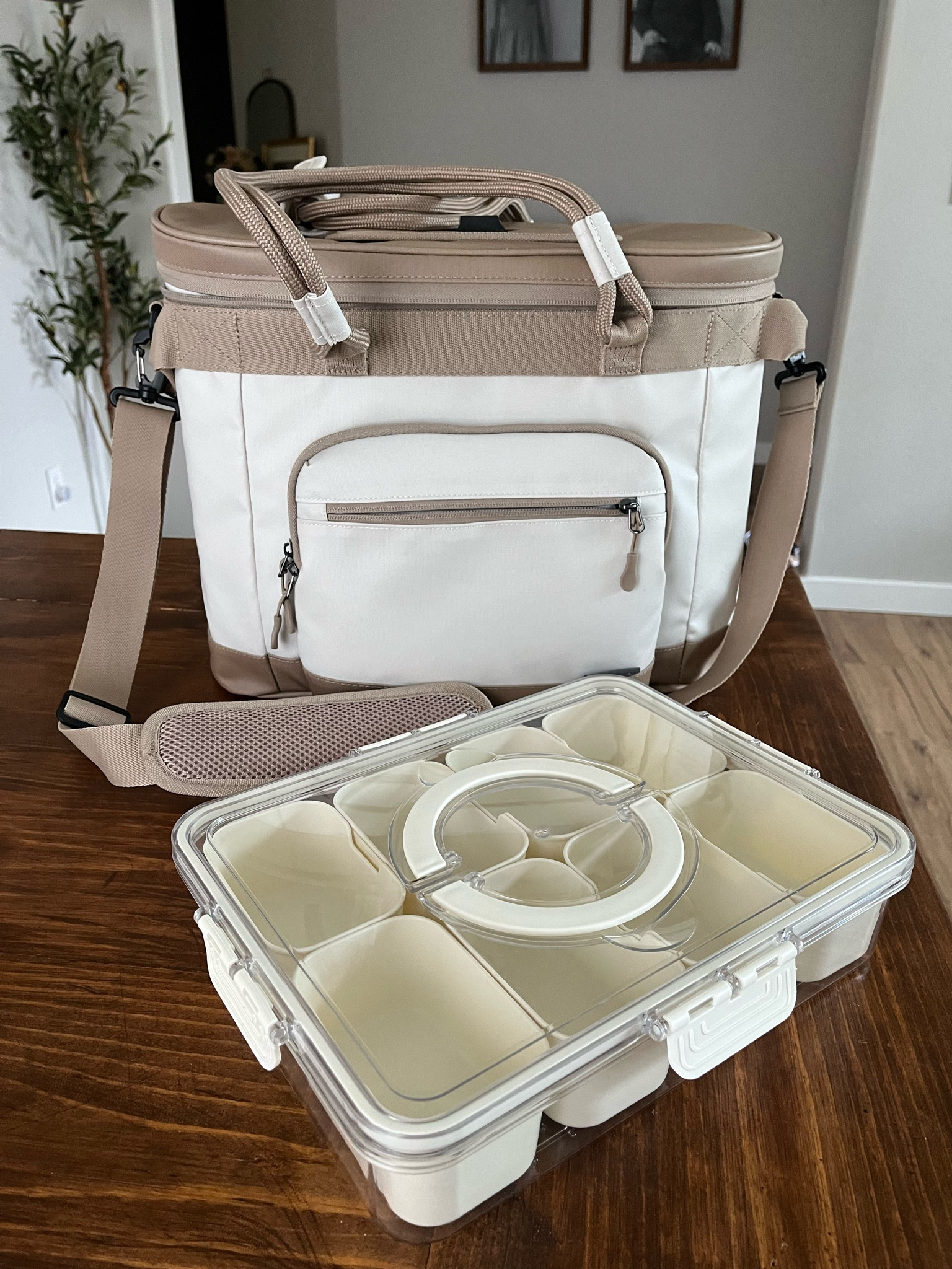 This cooler bag could not be any cuter! Here’s some of our on the go - picnic/summer favorites! 
☀️🥪🧊

#LTKSeasonal #LTKtravel #LTKfamily