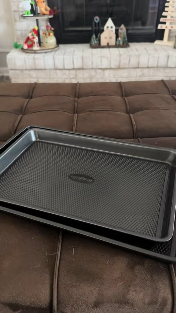 Bake like a pro with Hongbake diamond texture non stick baking sheets! #baking #kitchenmusthaves 

#LTKHome #LTKGiftGuide #LTKFindsUnder50