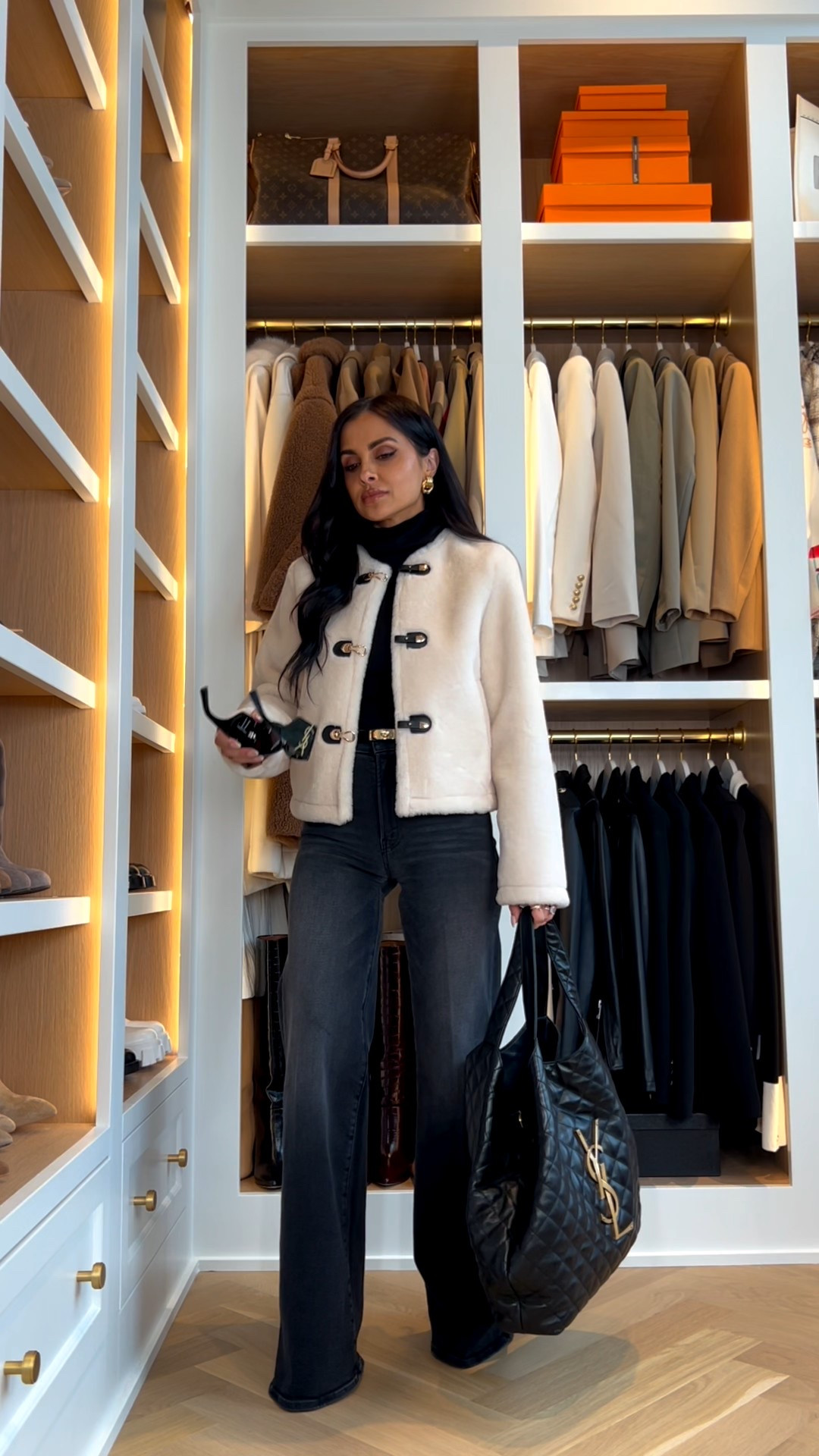 Weekly best sellers on #miamiamine
mother black jeans
amazon belt 
Winter outfit ideas 

#LTKPetite #LTKSeasonal #LTKootd