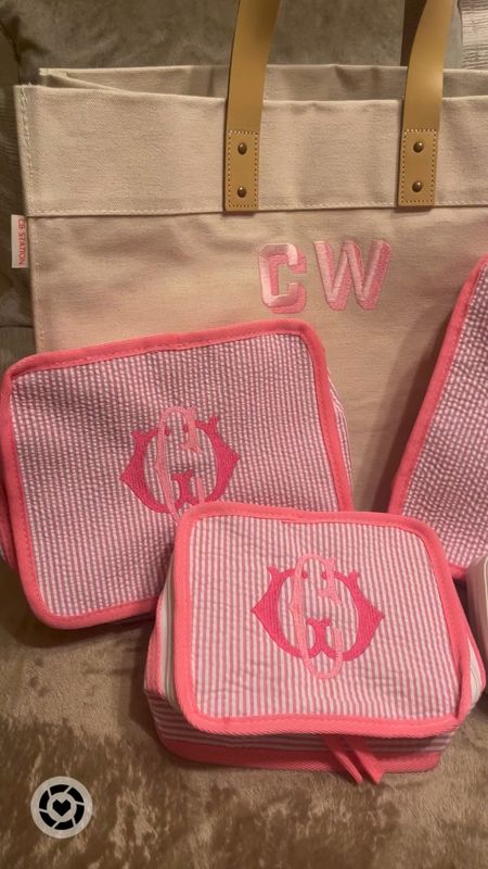 Sprinkled with Pink has the most perfect monogrammed accessories. These are great gift ideas for friends and family!

Monogrammed. Tote bag. Accessories. Travel. Makeup pouch.

#LTKGiftGuide #LTKStyleTip #LTKItBag
