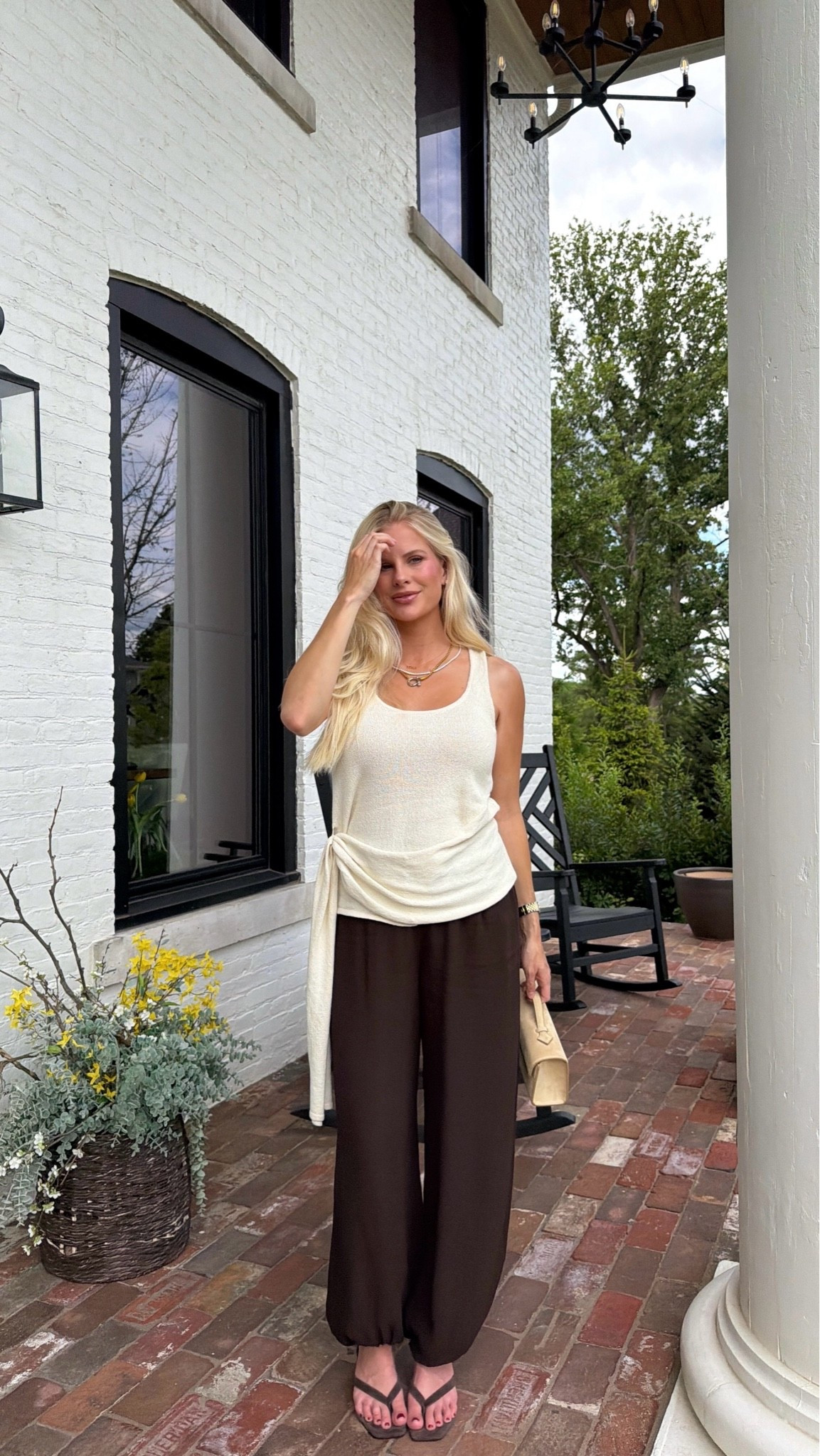 SIZE: med in top & bottoms (sized up for pp), shoes are tts, lip liner - toffee, lipstick - blaz’d donut, gloss - champ stamp fantasy! #kathleenpost Date night outfits, summer date night look, postpartum outfit

#LTKootd