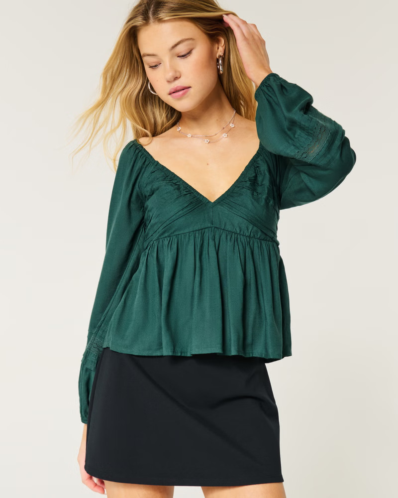 Easy Ruched Bust Babydoll Top | Hollister (US)