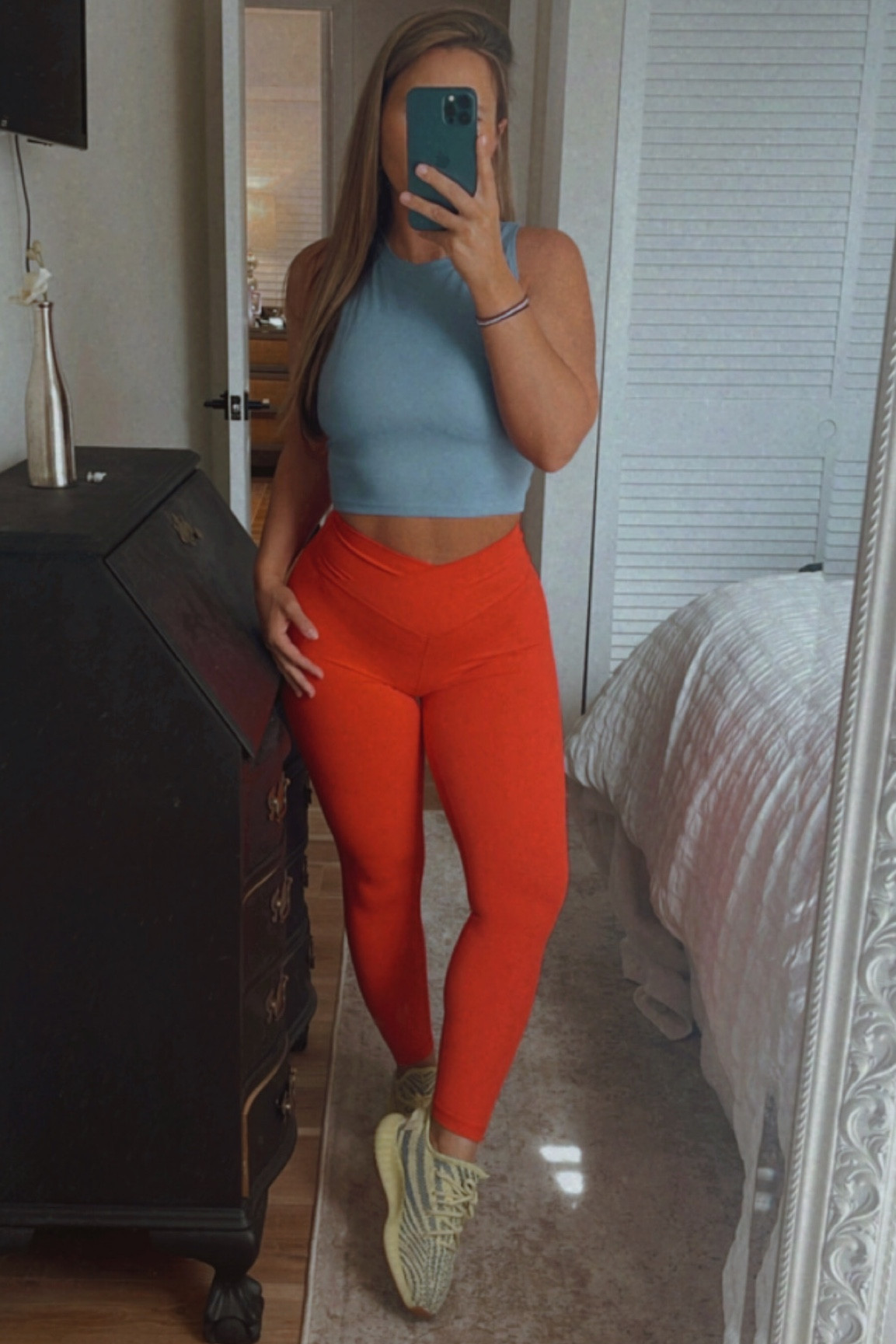 Workout OOTD ✨🌺 #amazon #amazonfinds #leggings #workout #fitness #ootd #ltkootd 

#LTKFind #LTKfit #LTKcurves
