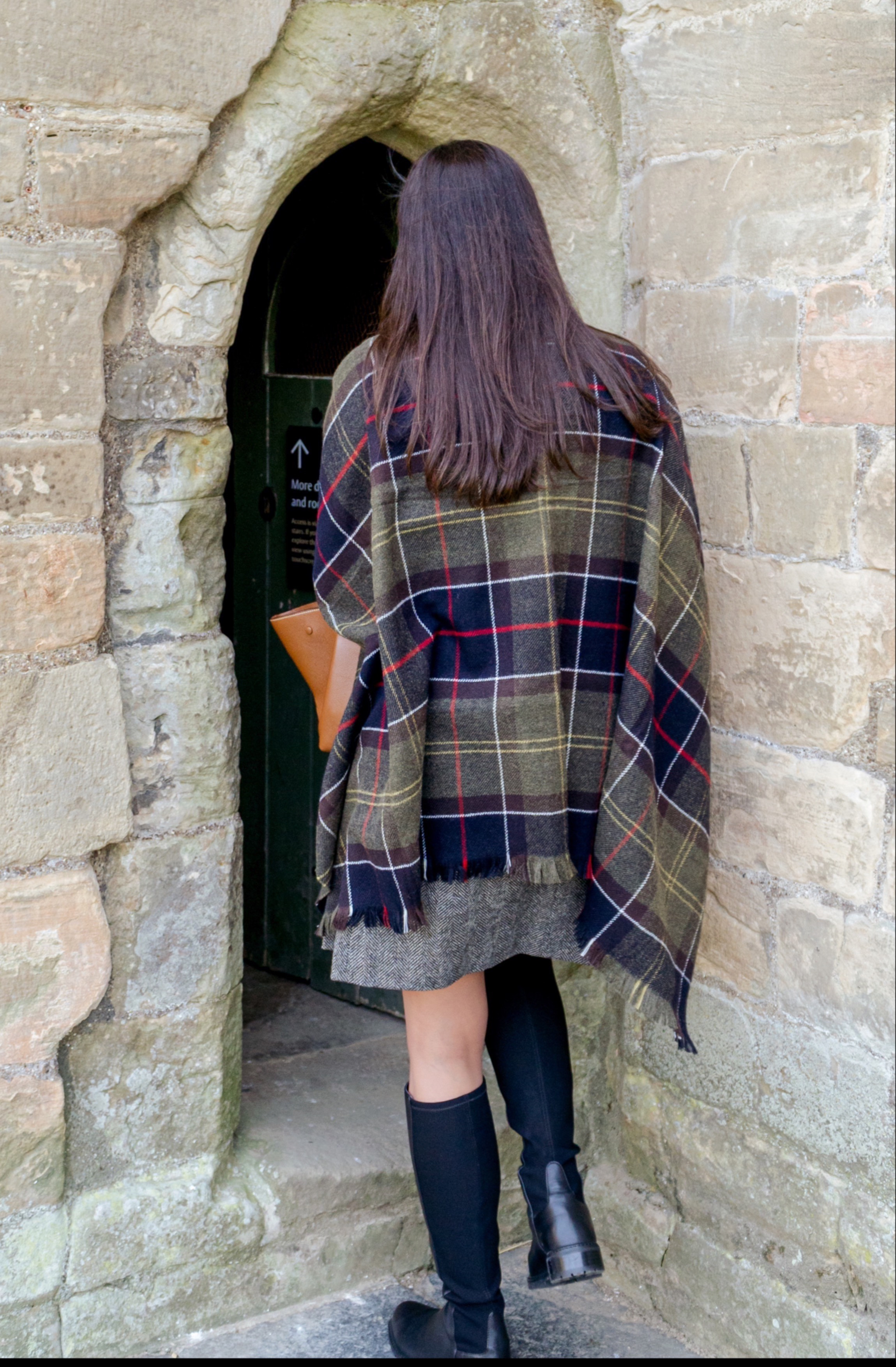 Barbour Staffin Tartan poncho/serape – the ultimate fall accessory

plaid, Scotland, what to wear, fall outfit, elevated casual, Tuckernuck, Stefana Silber 

 

#LTKSeasonal #LTKOver40 #LTKStyleTip