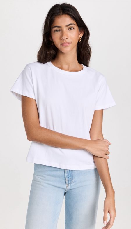 A good white t-shirt. I wear a small  

#LTKFindsUnder100 #LTKSeasonal