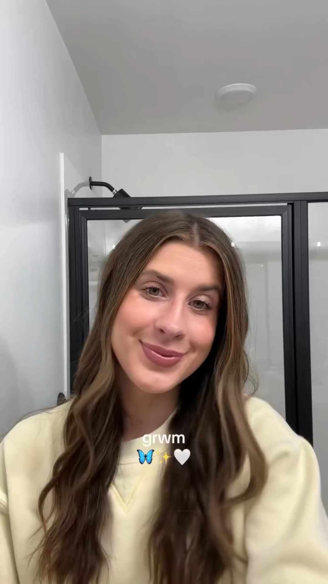 my current makeup routine ✨

#grwm #makeuptutorial #morningroutines #glowyskincare #summermakeup