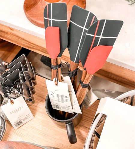 Love these wooden handle spatulas for the holidays❤️

#LTKCyberweek #LTKSeasonal #LTKHoliday